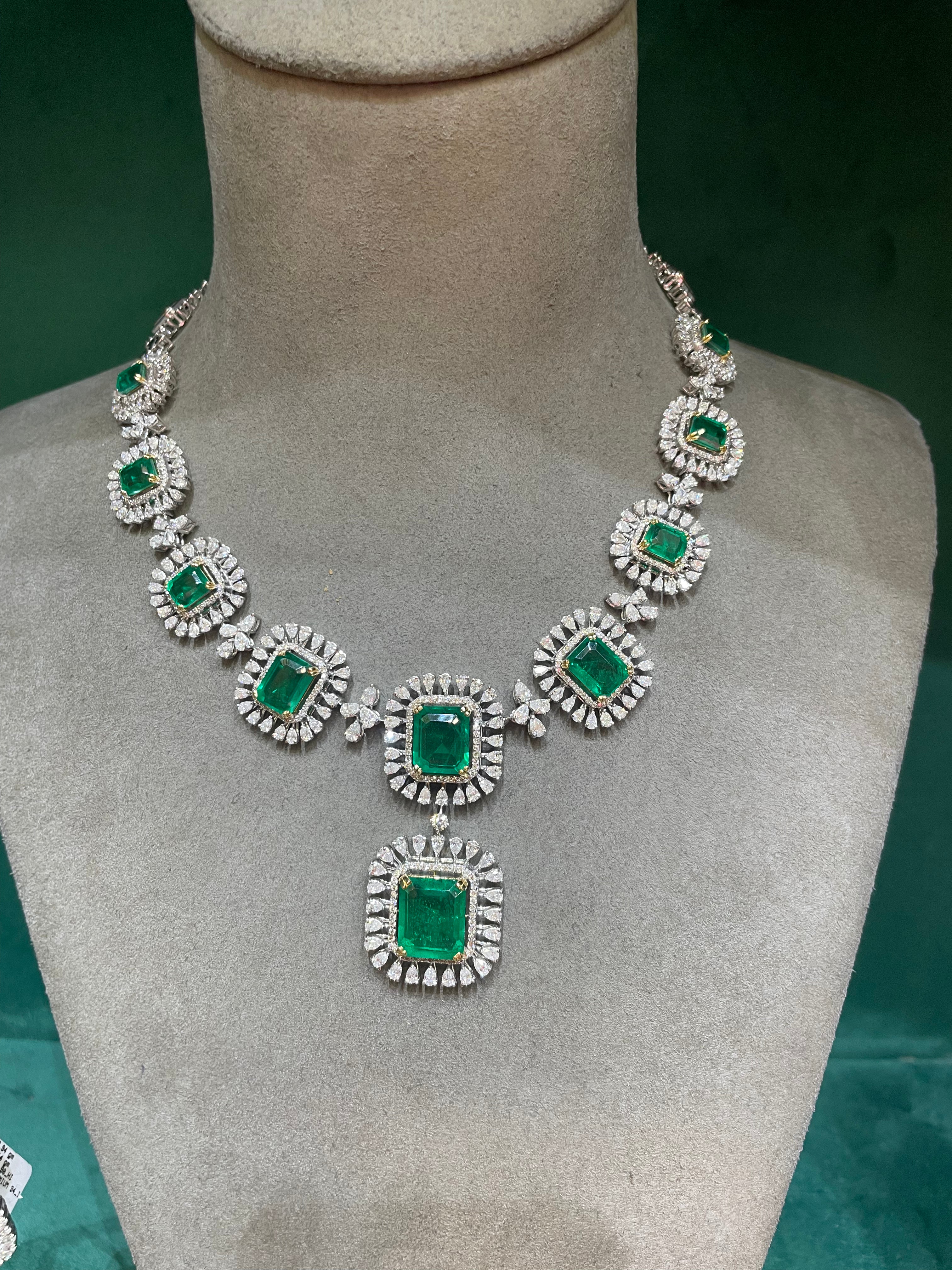 COLOSSAL DIAMOND SET