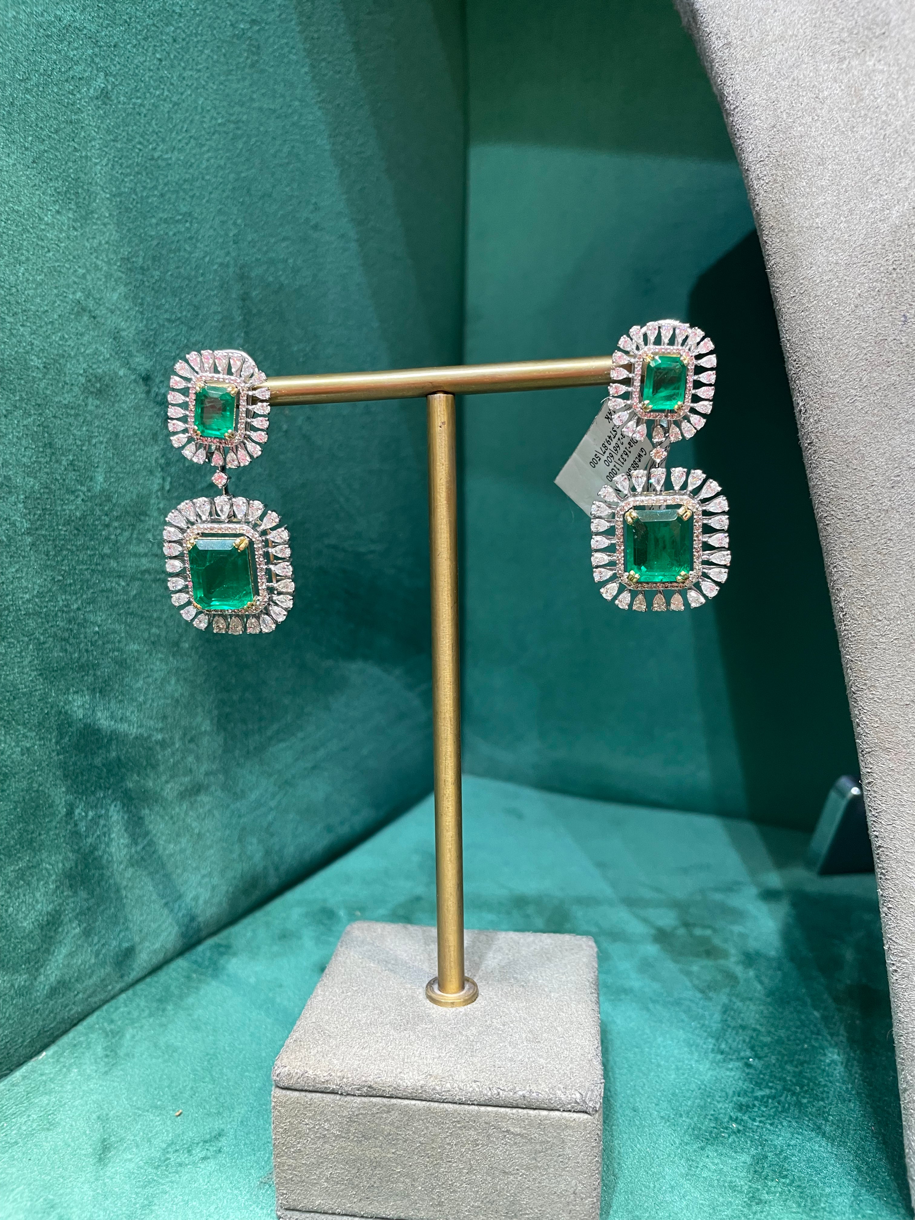 COLOSSAL DIAMOND SET