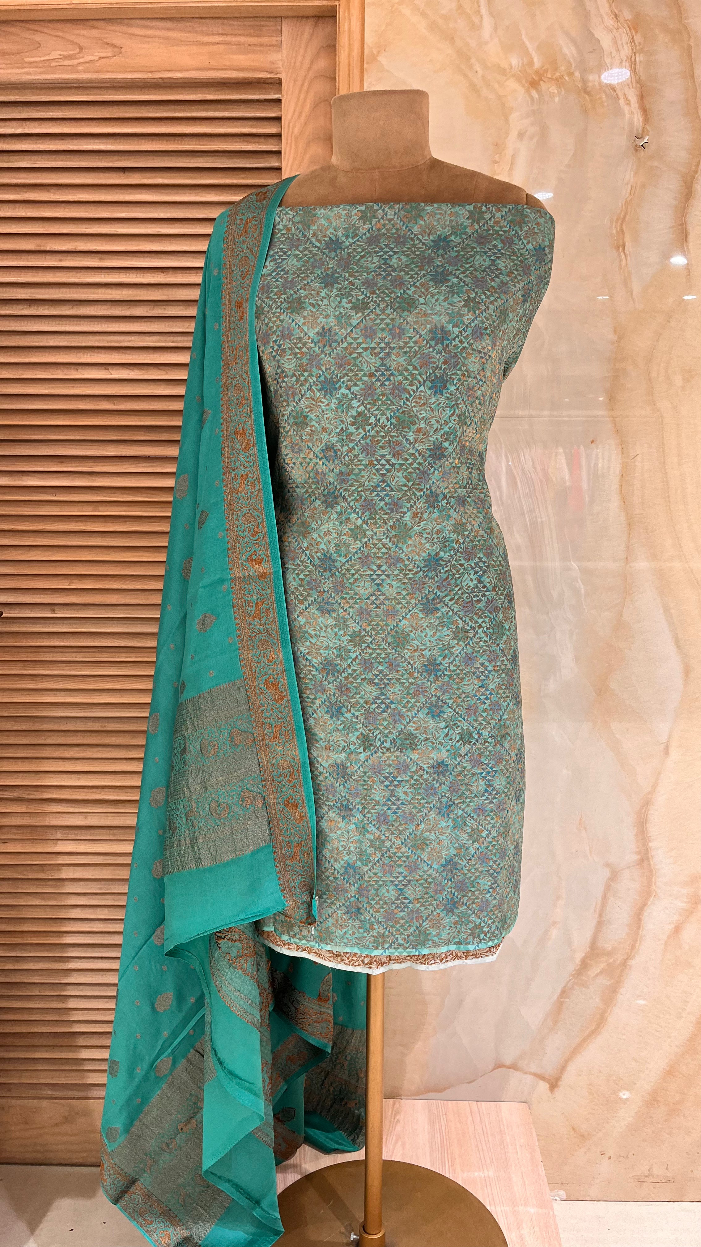 PREMIUM EMBROIDERED UNSTITCHED SUIT SET