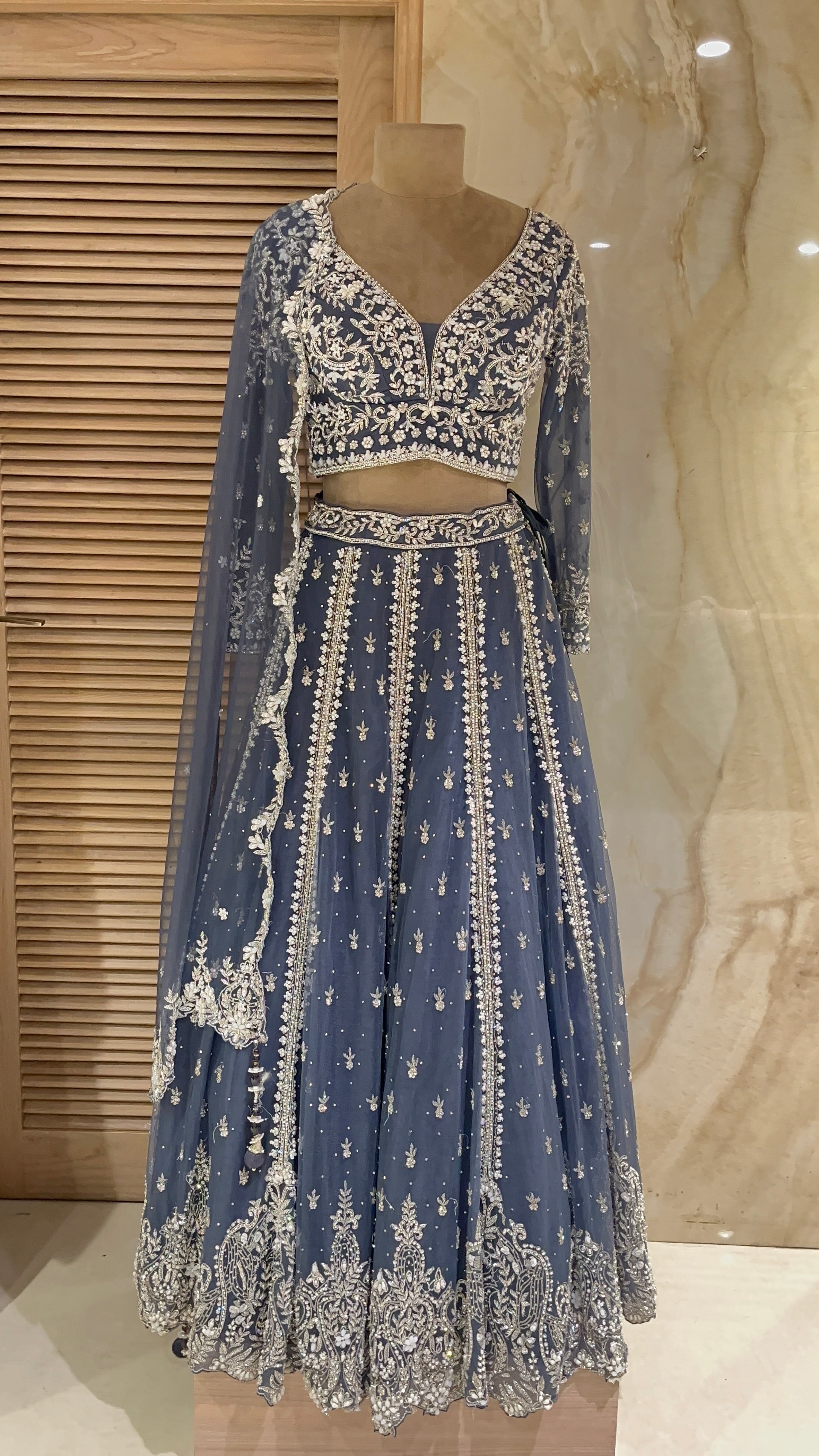 ELEGANT DESIGNER LEHENGA SET