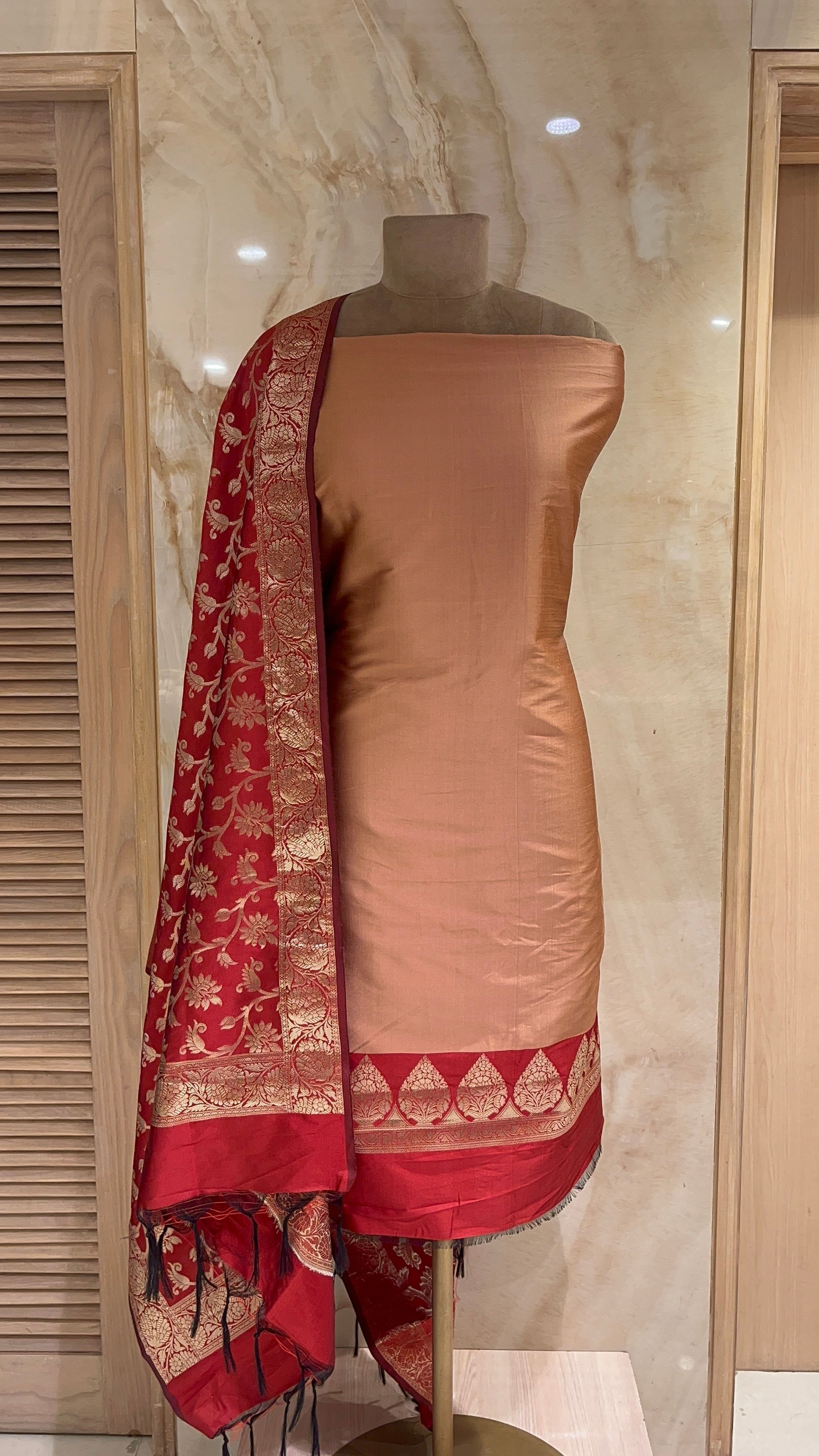 ELEGANT BANARASI UNSTITCHED SUIT SET