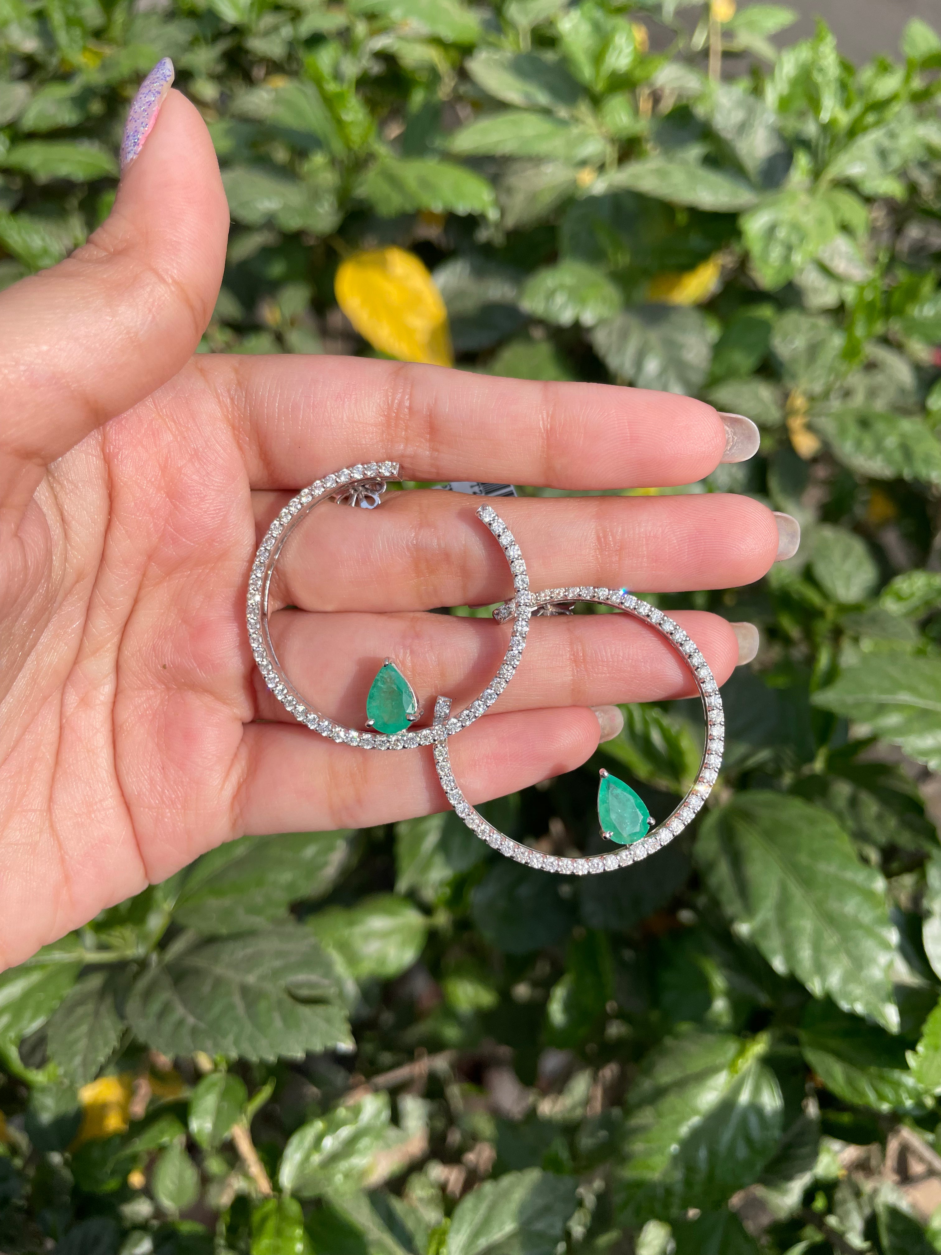 TEARDROP RUSSIAN EMERALD