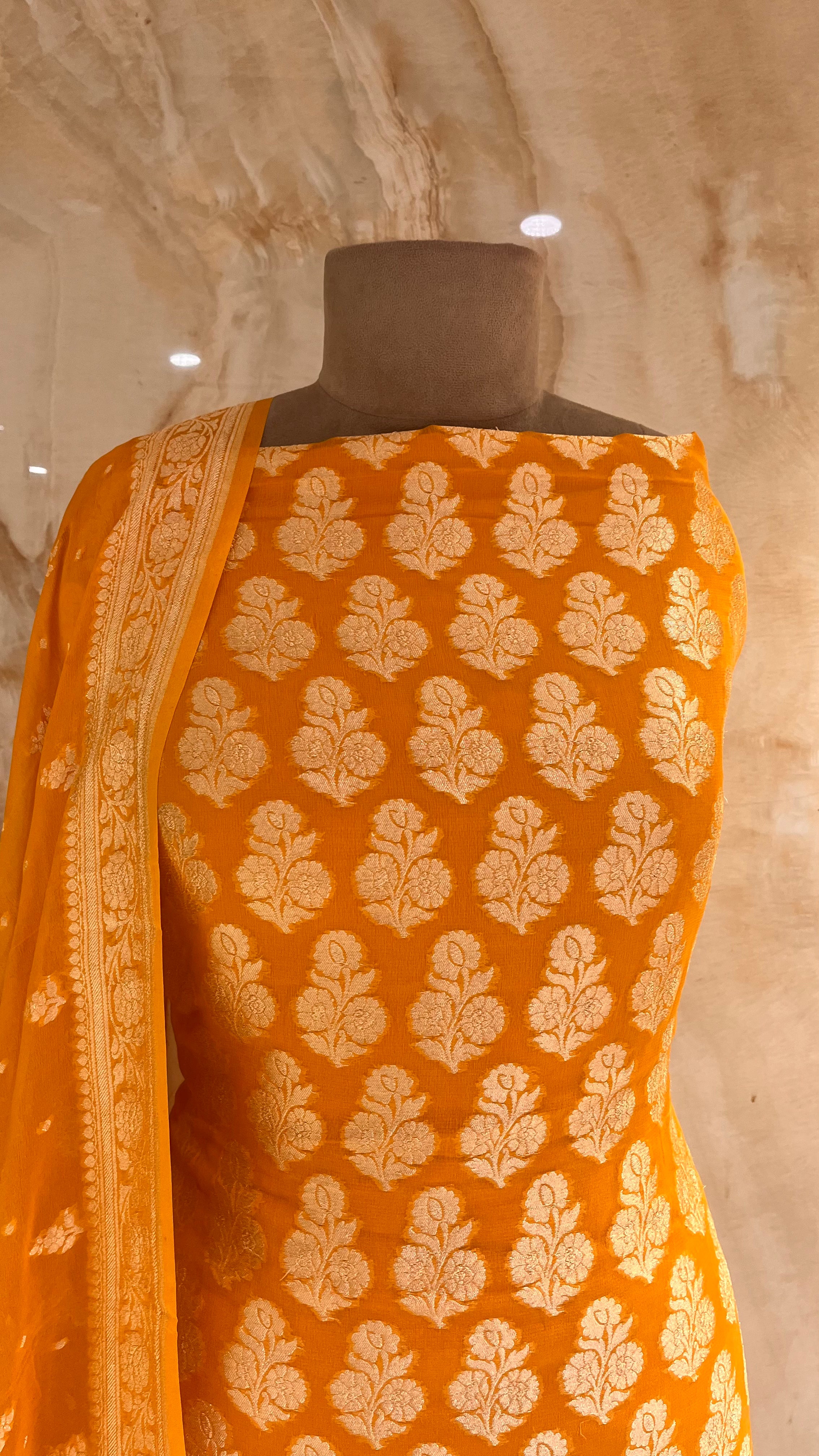 ROYAL BANARASI UNSTITCHED SUIT SET