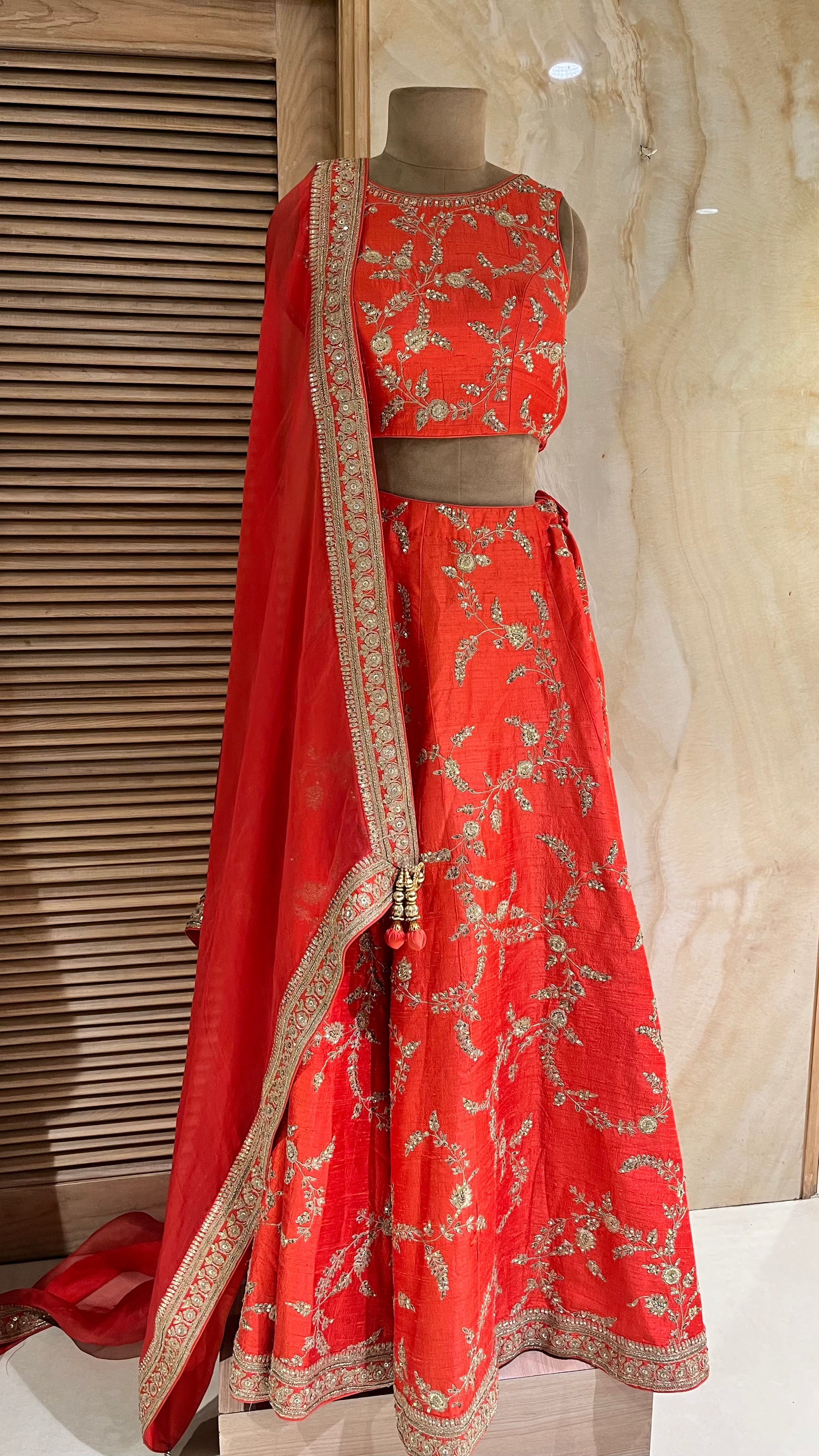 ELEGANT DESIGNER LEHENGA SET