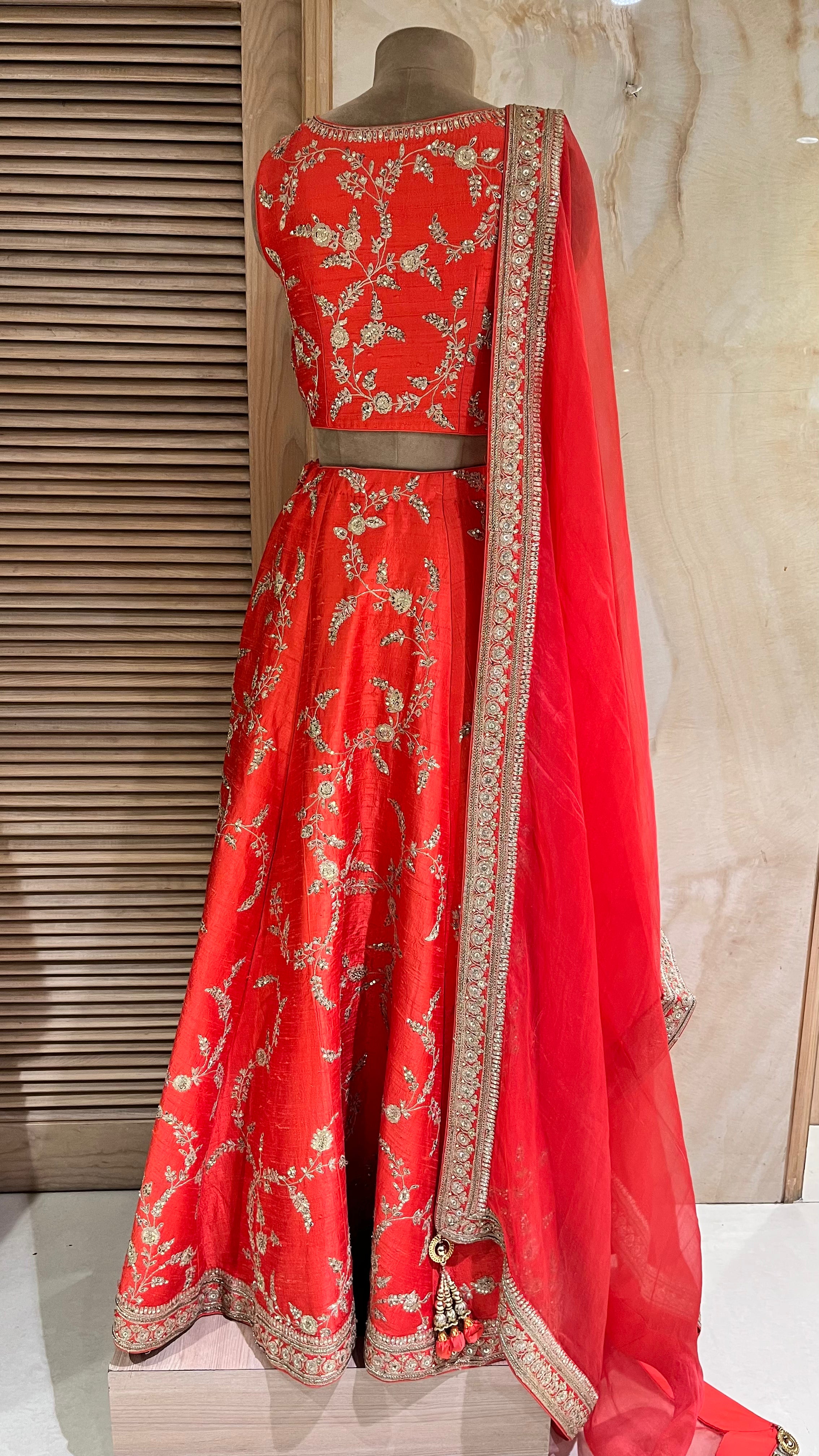 ELEGANT DESIGNER LEHENGA SET
