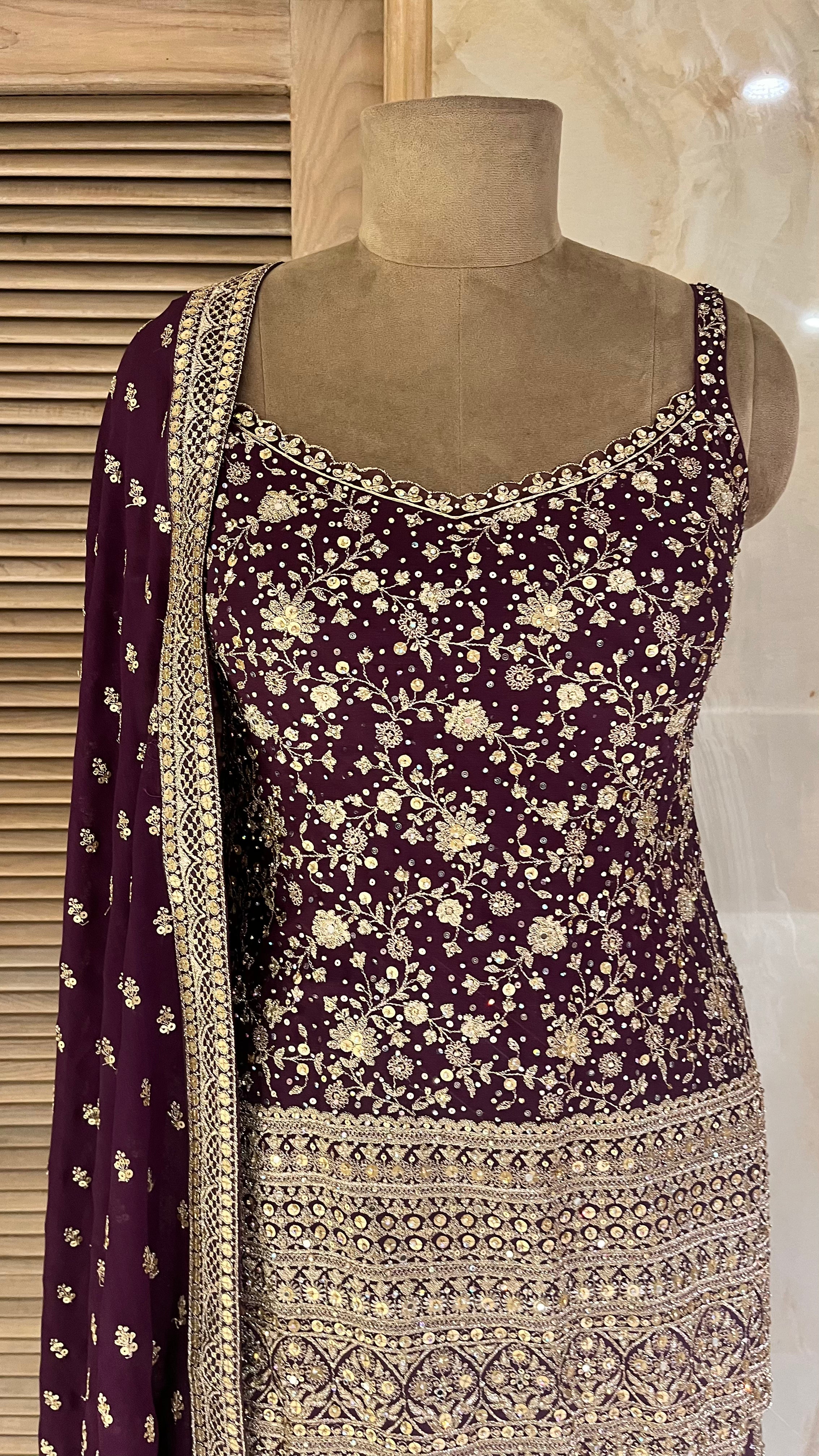 ELEGANT DESIGNER LEHENGA SET