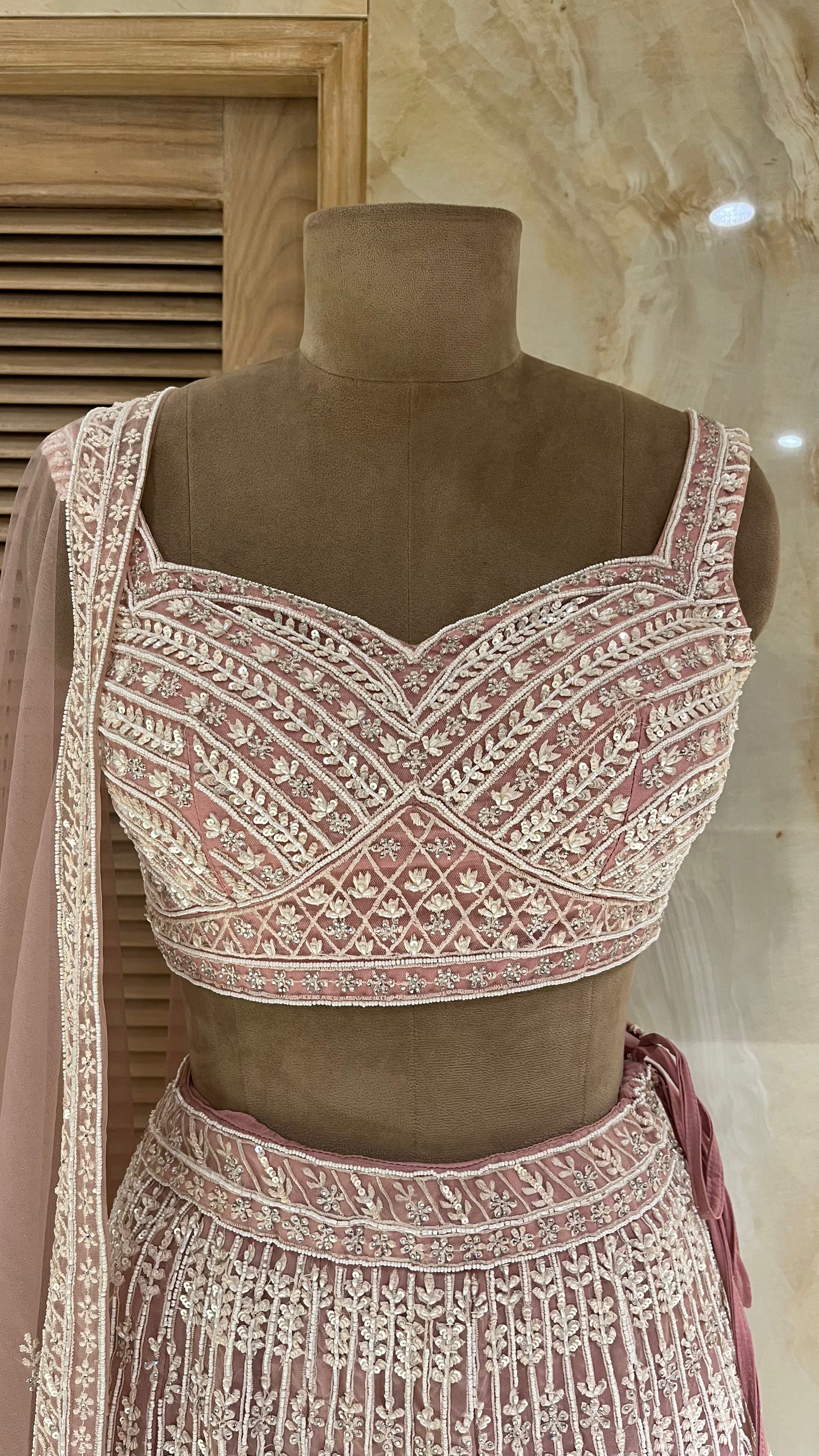 ELEGANT PARTY WEAR LEHENGA SET