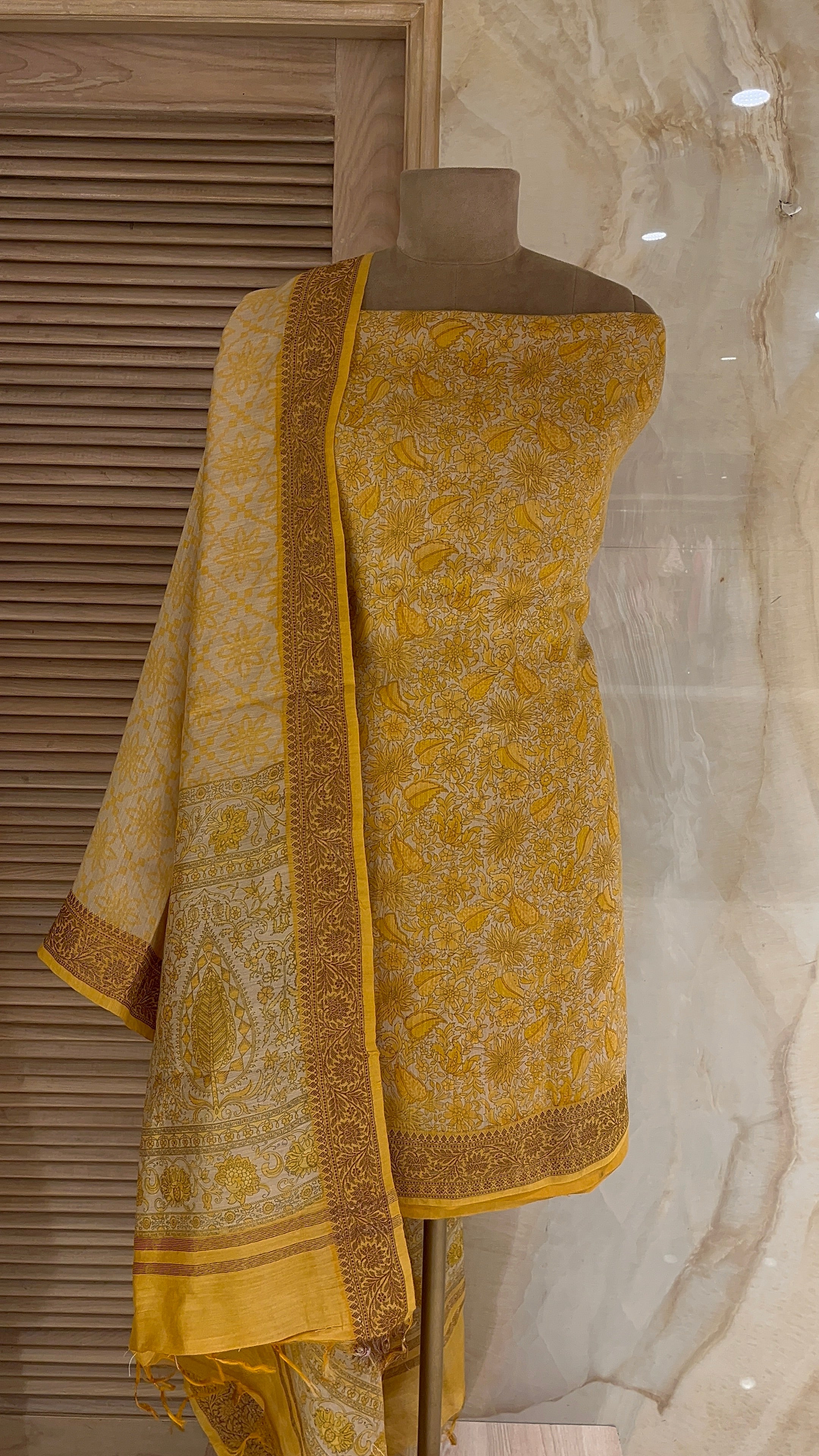 ELEGANT YELLOW FLORAL UNSTITCHED SUIT SET