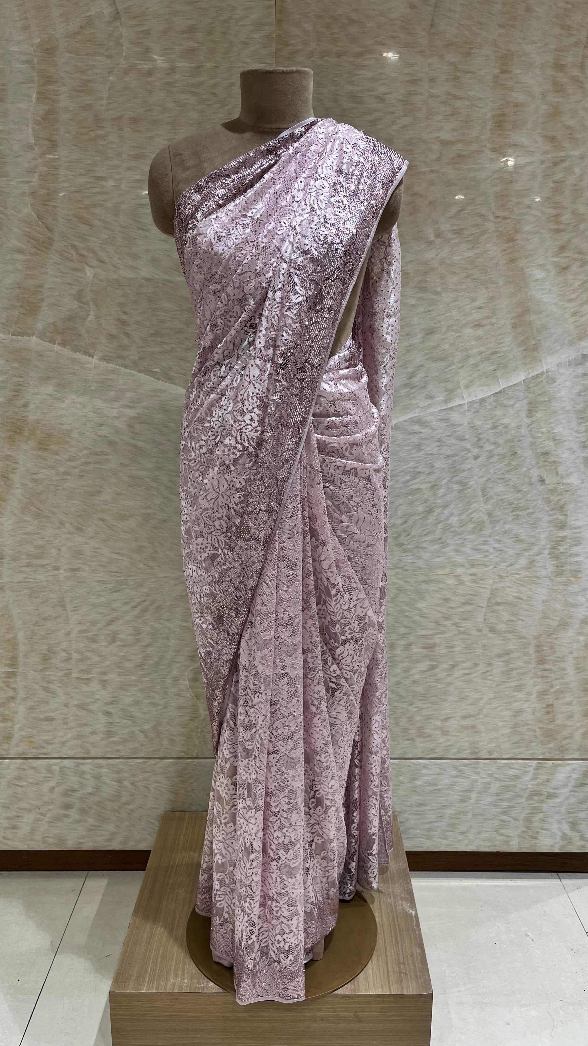 LUXURY WEDDING WEAR SAREE SET