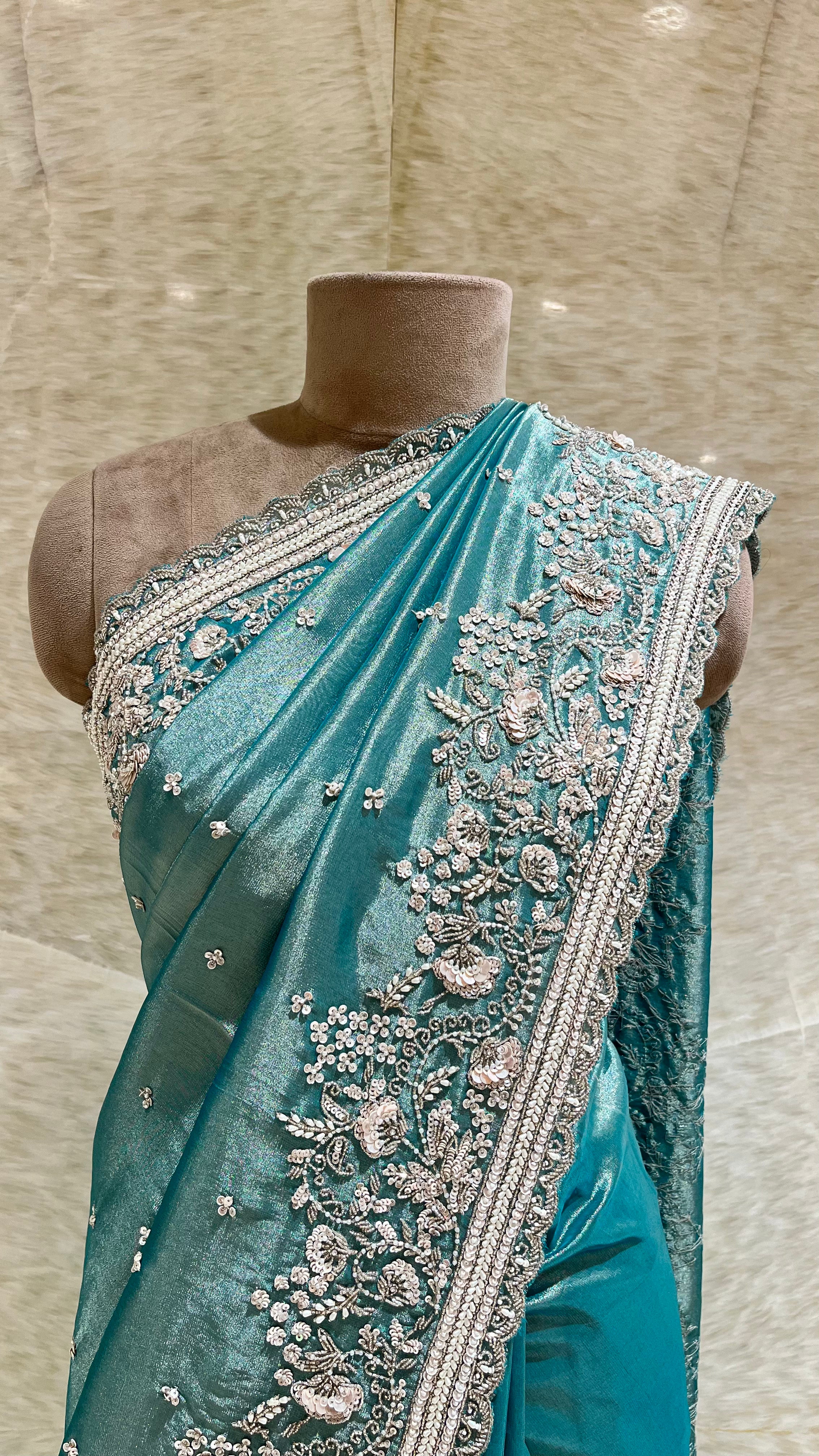 CLASSIC TRADITIONAL SAREE SET