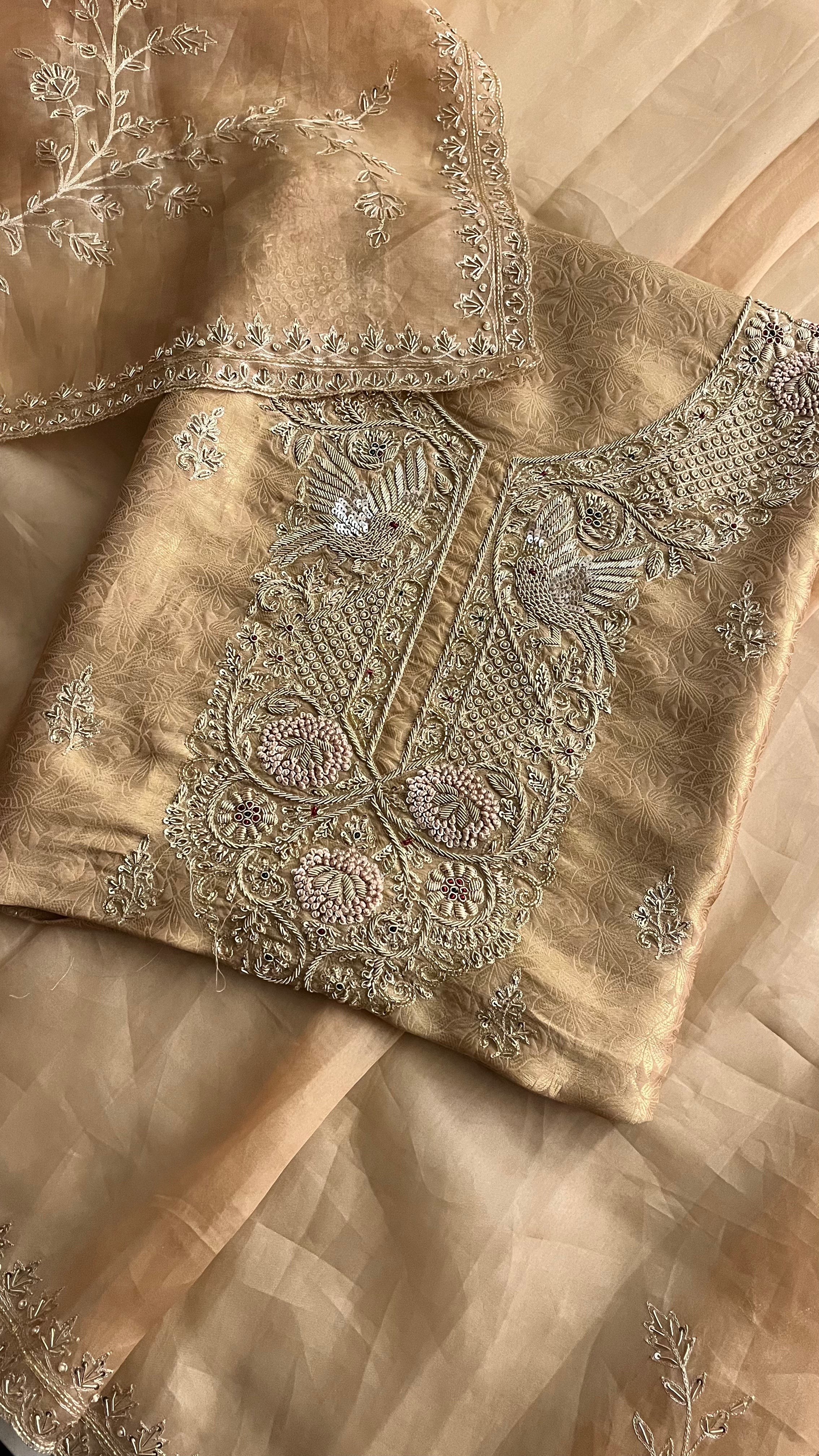 ELEGANT EMBROIDERY UNSTITCHED SUIT SET