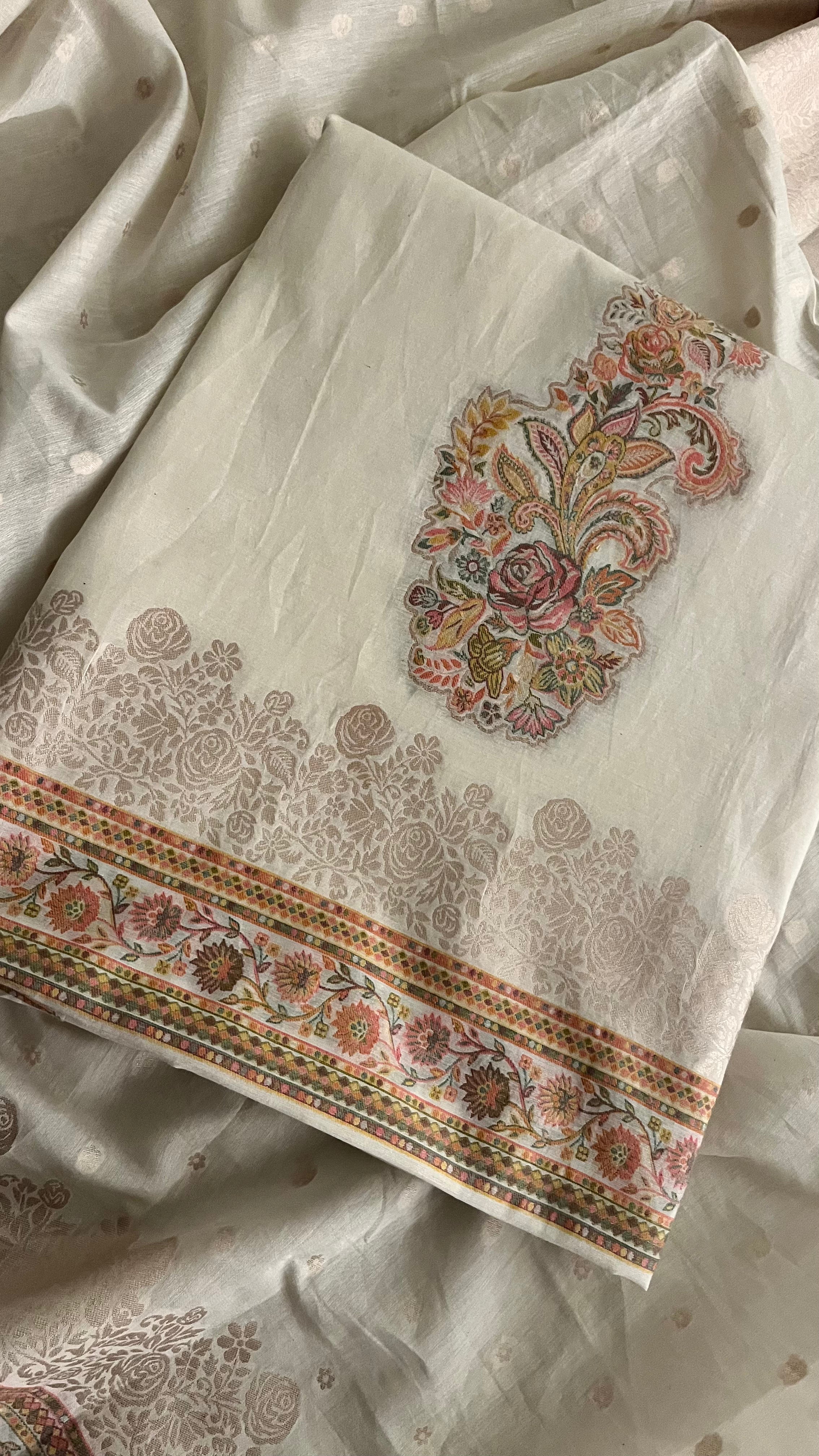 ELEGANT PRINTED UNSTITCHED SUIT SET