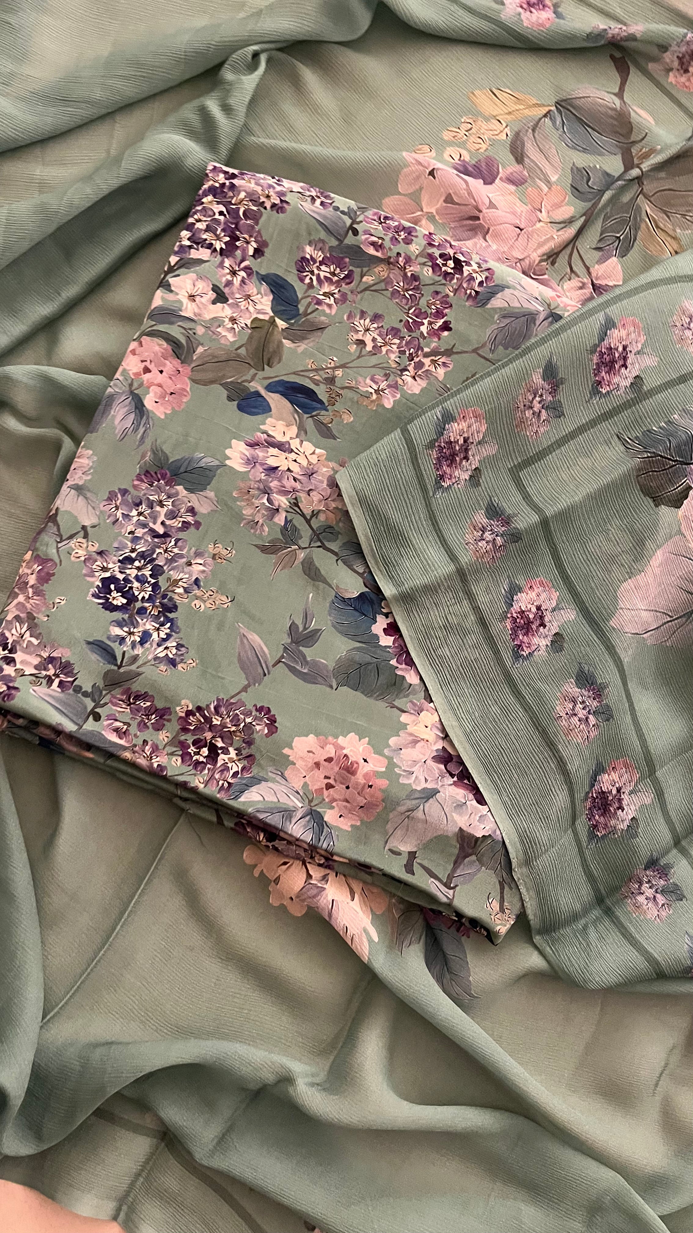 WOMEN'S FLORAL DIGITAL PRINT UNSTITCHED SUIT