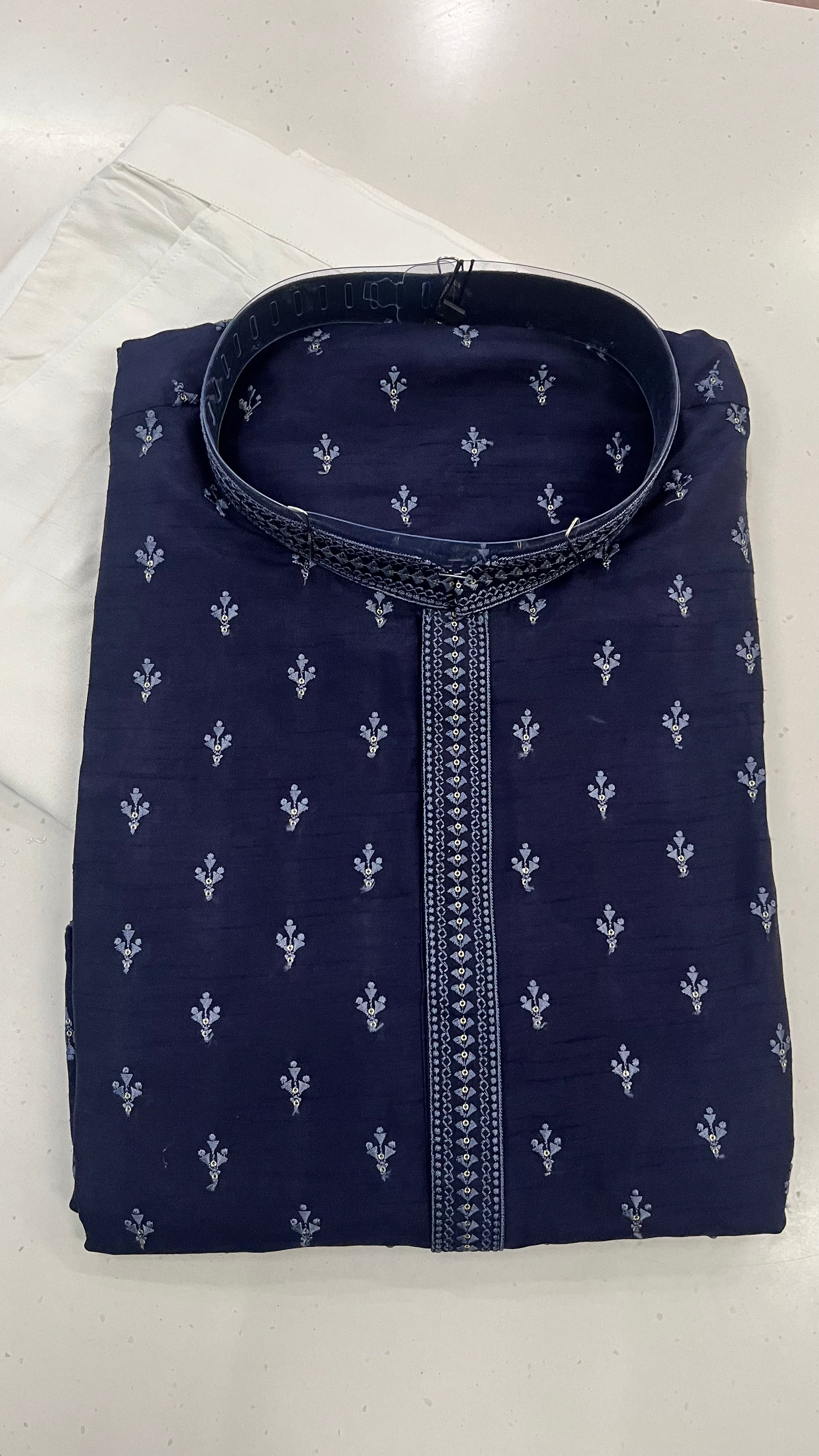 MEN'S COTTON BLEND NAVY BLUE EMBROIDERED ETHNIC KURTA PAJAMA SET