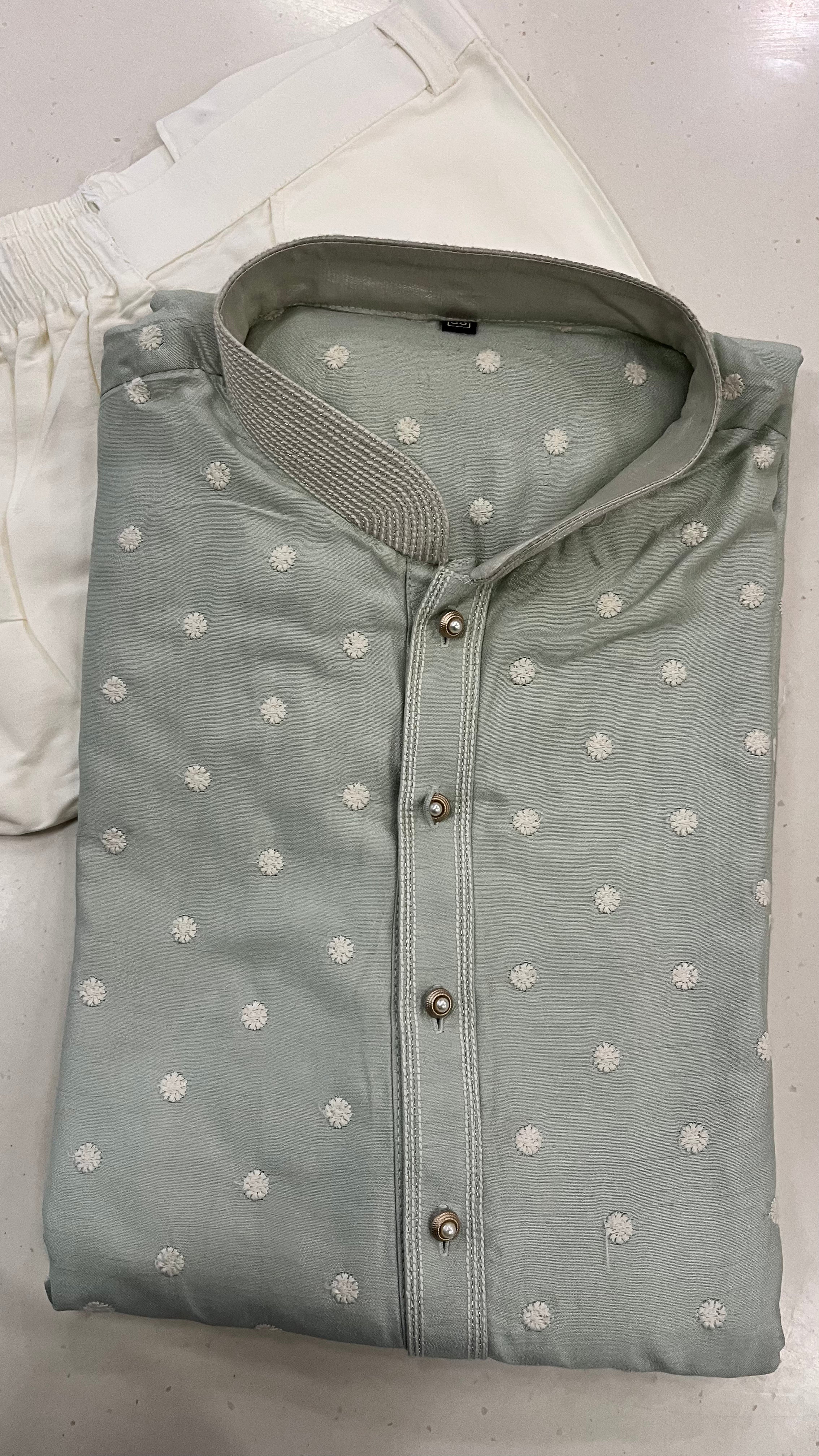 MEN'S SAGE GREEN EMBROIDERED KURTA PAJAMA SET