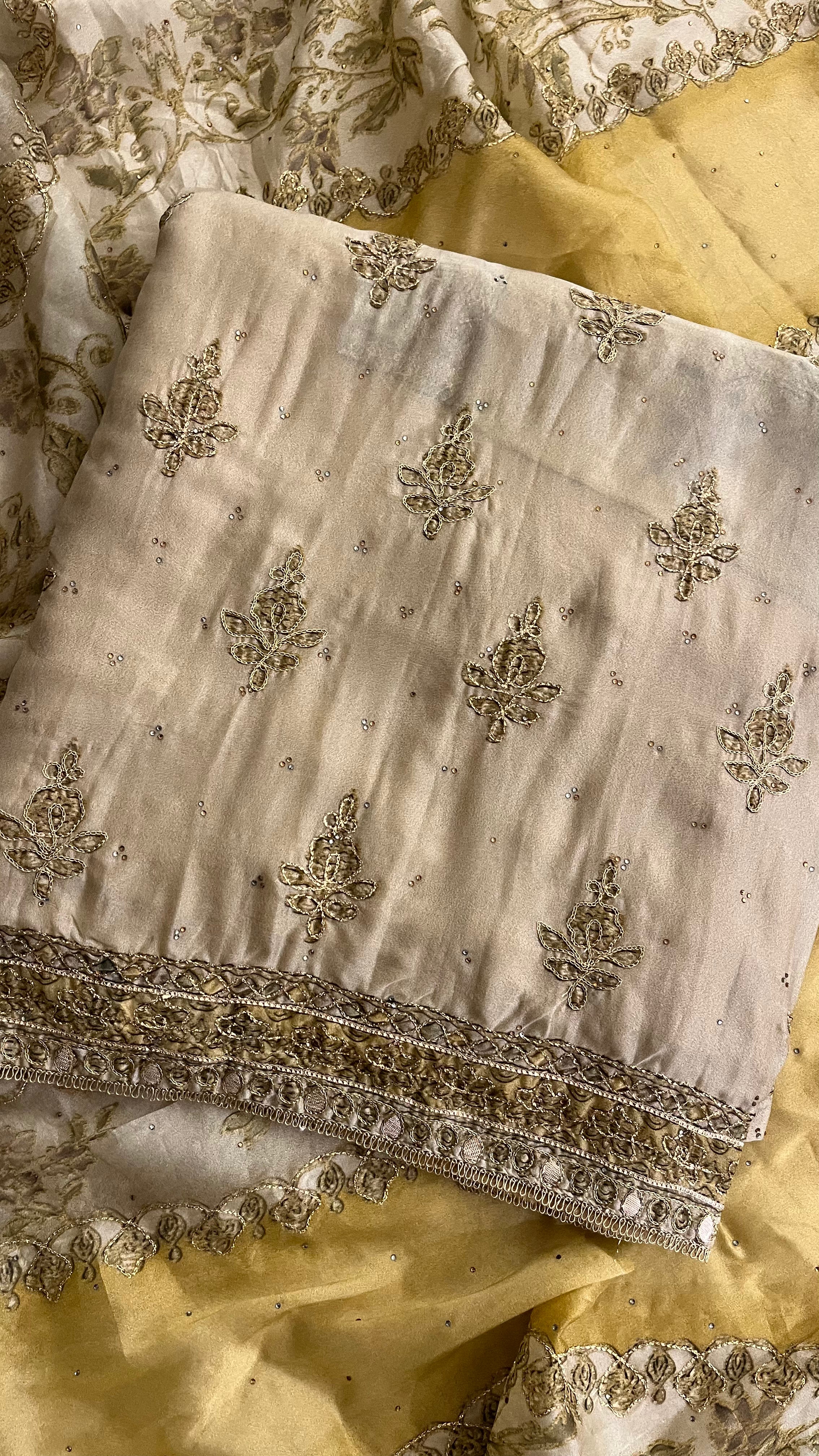 EMBROIDERED UNSTITCHED SUIT SET – BEIGE