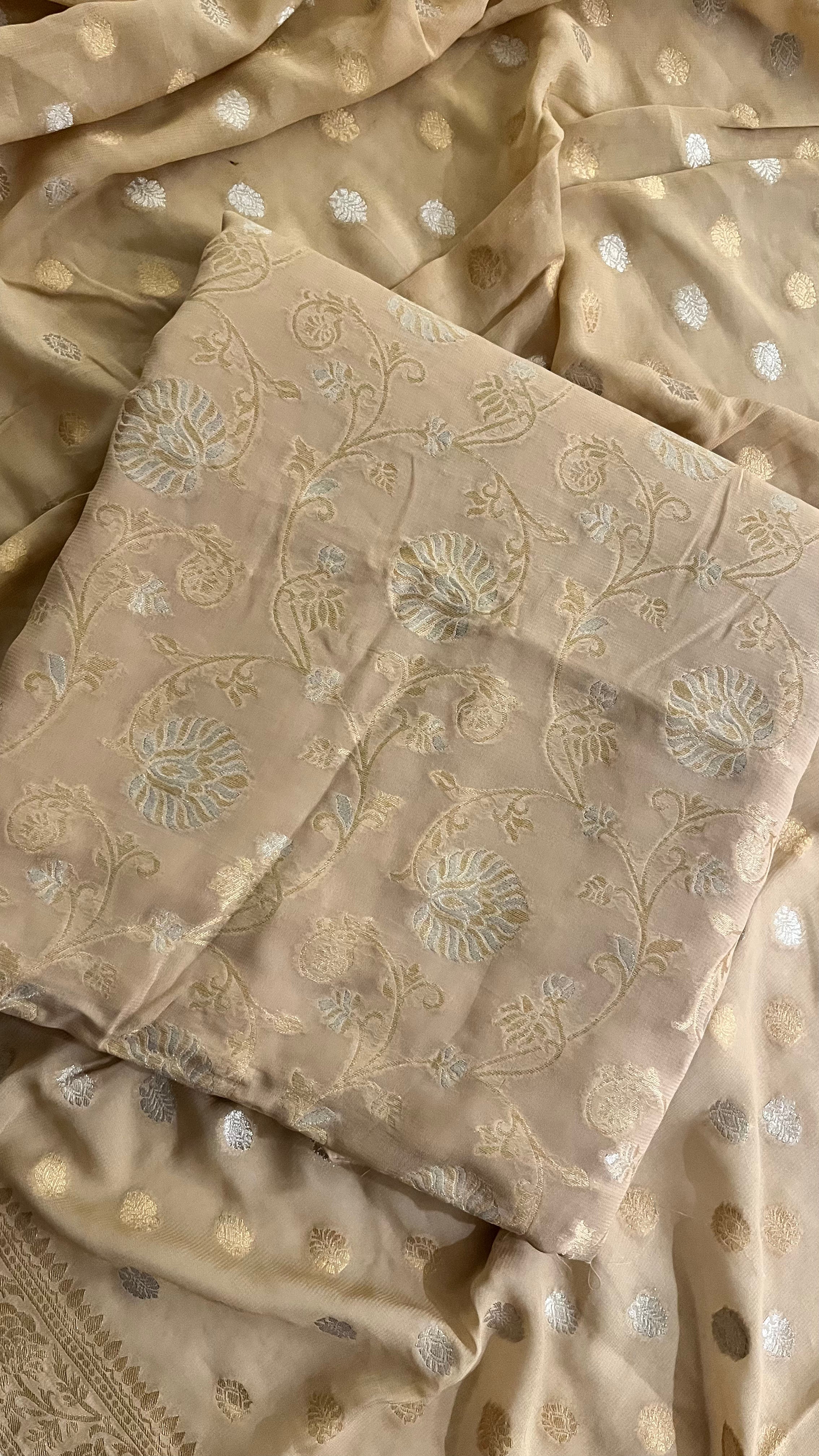 BEIGE WOVEN UNSTITCHED SUIT SET