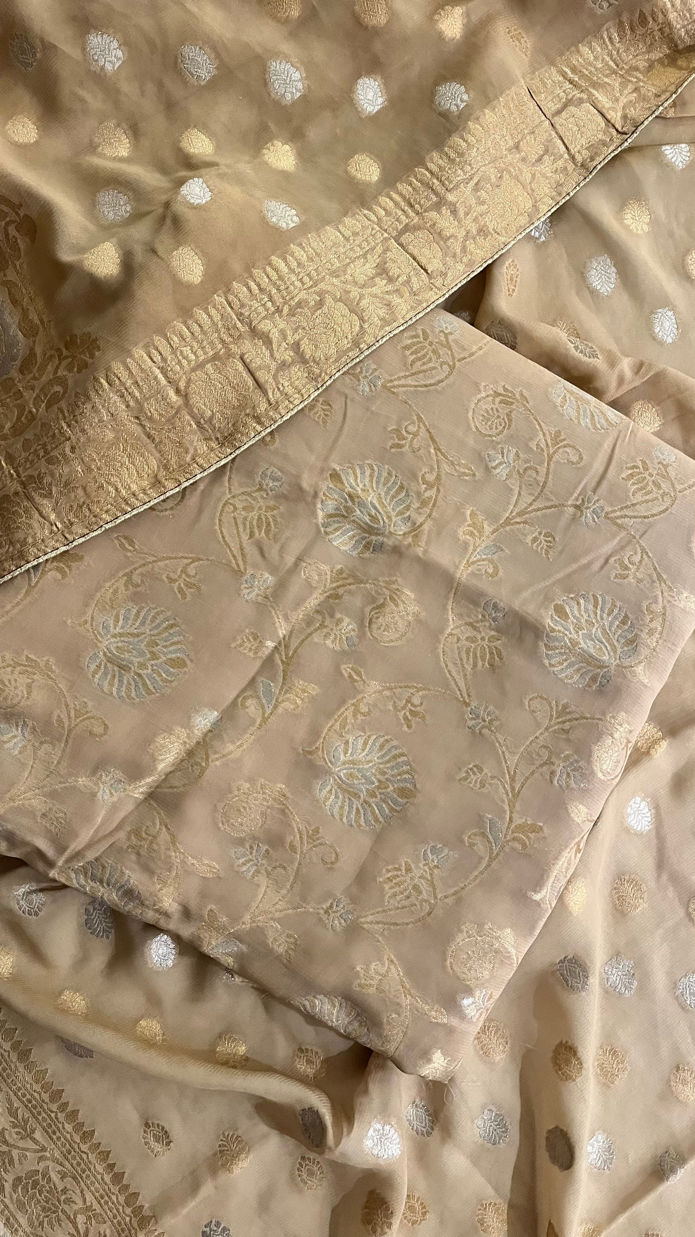 BEIGE WOVEN UNSTITCHED SUIT SET