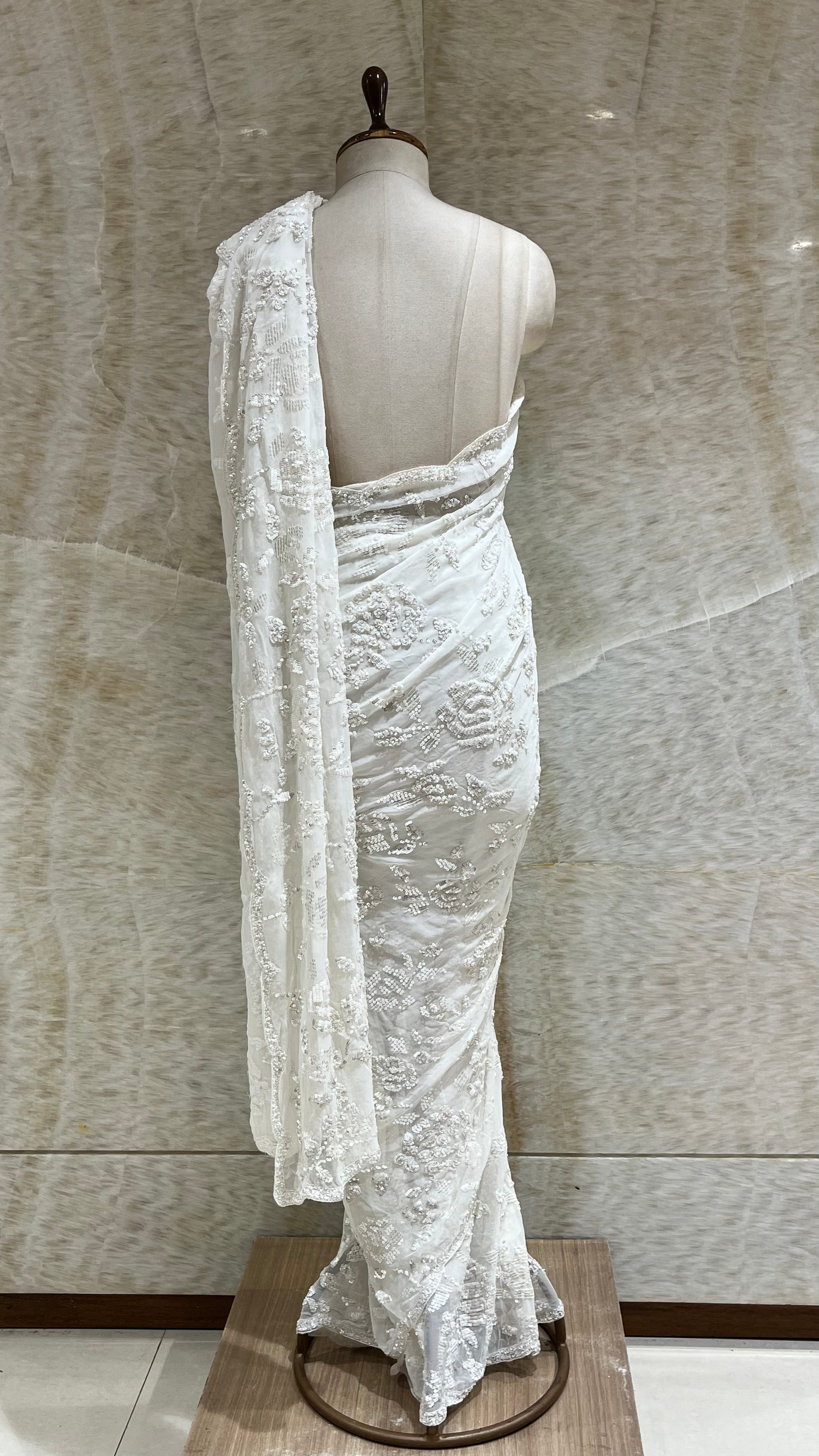 WHITE FLORAL EMBROIDERED DESIGNER SAREE