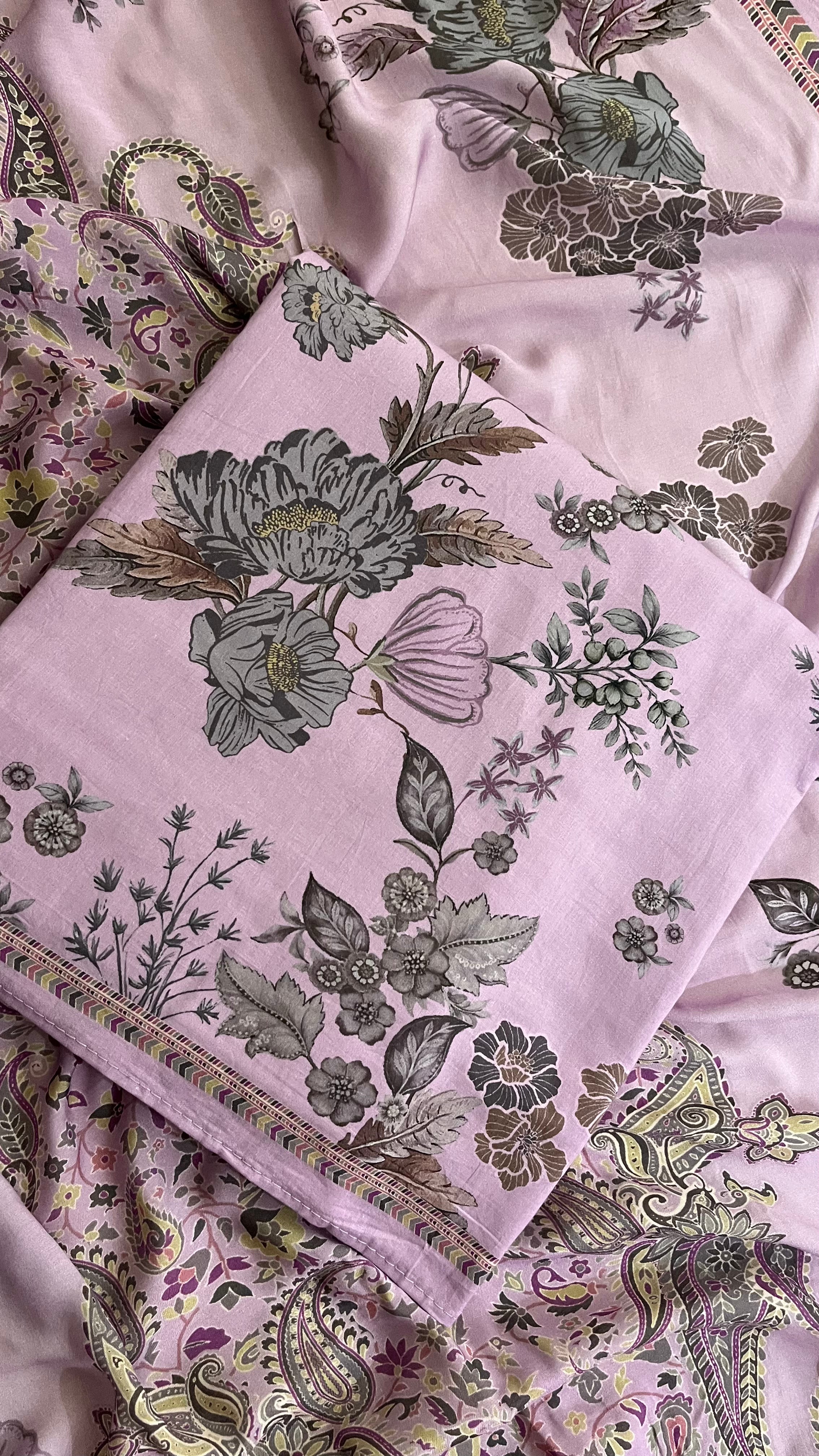 LAVENDER FLORAL PRINTED UNSTITCHED SUIT