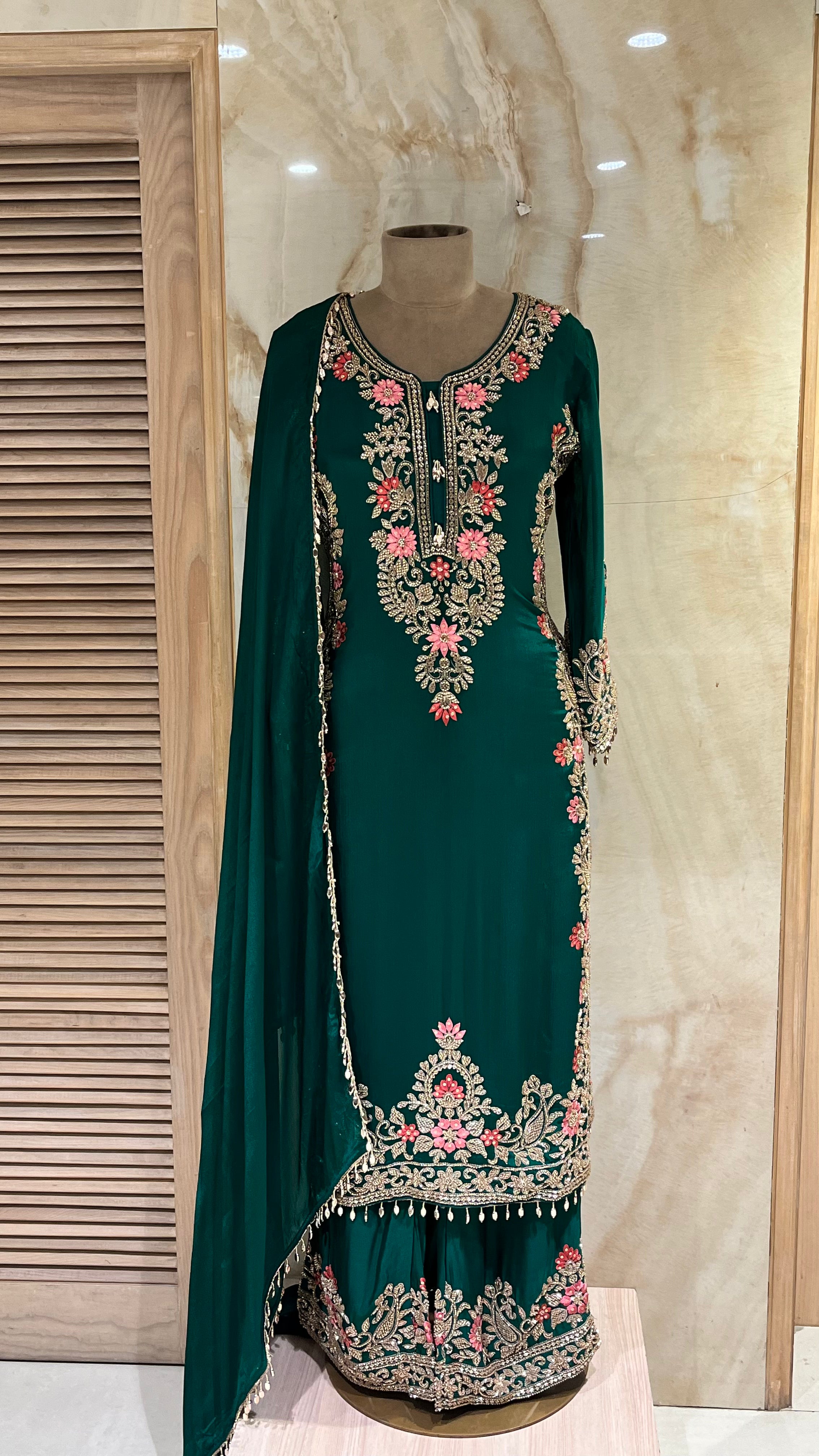 EMERALD GREEN EMBROIDERED PANT SUIT