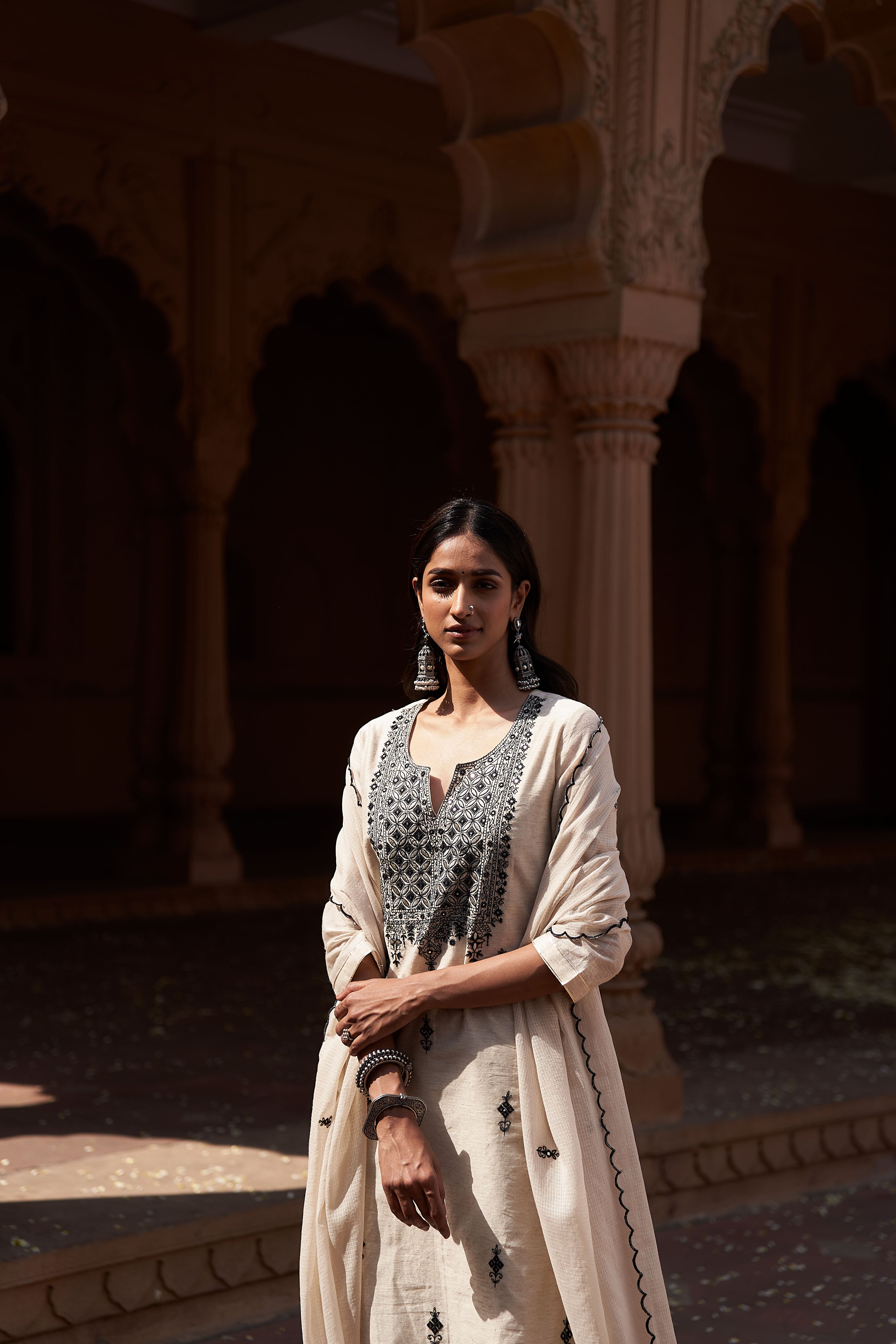 HERITAGE INDIA - OFF WHITE COTTON CHANDERI SUIT SET (WITH PANTS AND DUPATTA)