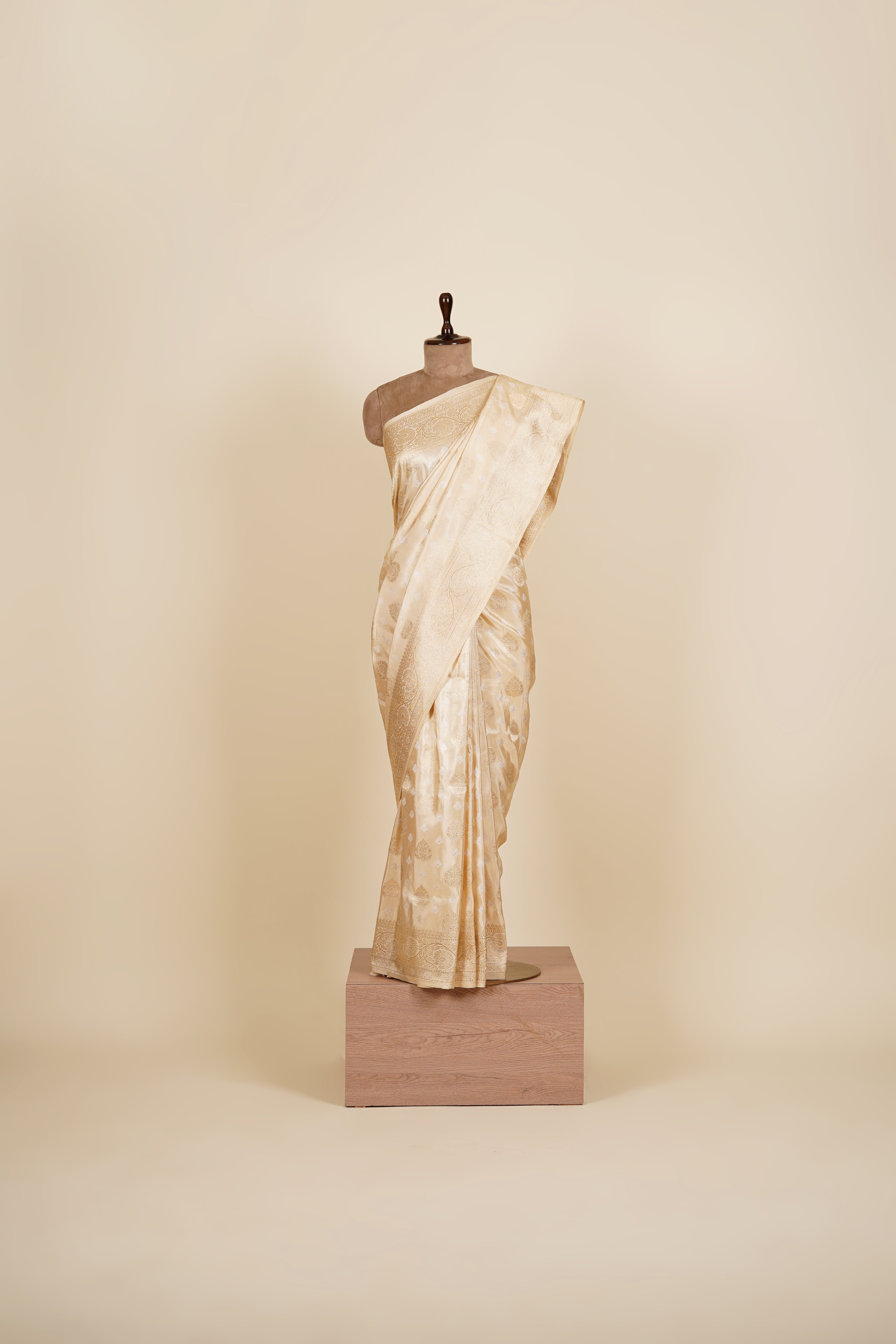 Gold Banarasi Silk Handloom Pure Saree For Women