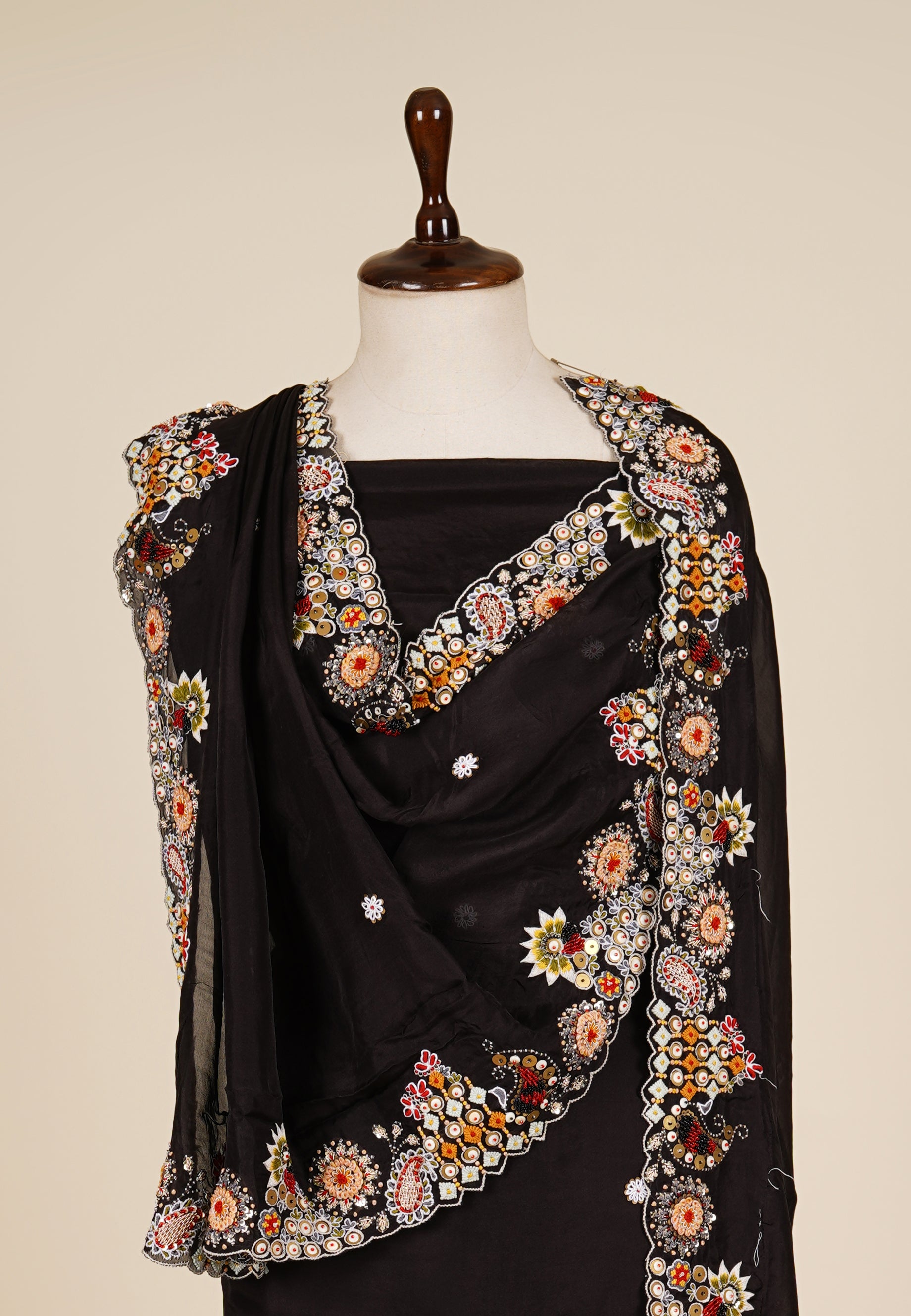 Black Sequin & Dabka Suit Set For Women