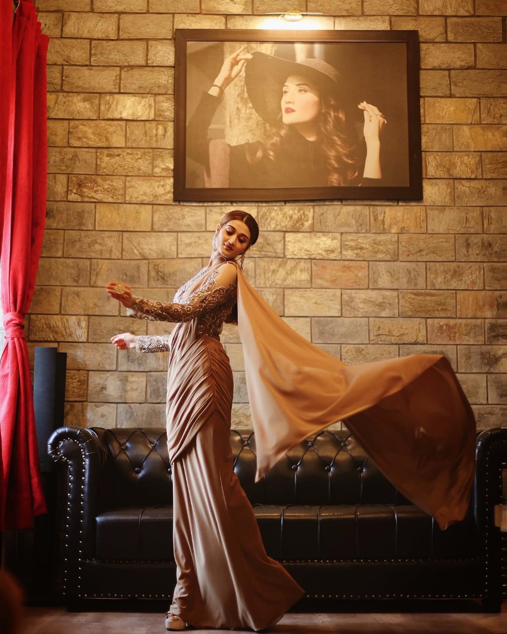 Crystal Embroidered Saree With Blouse