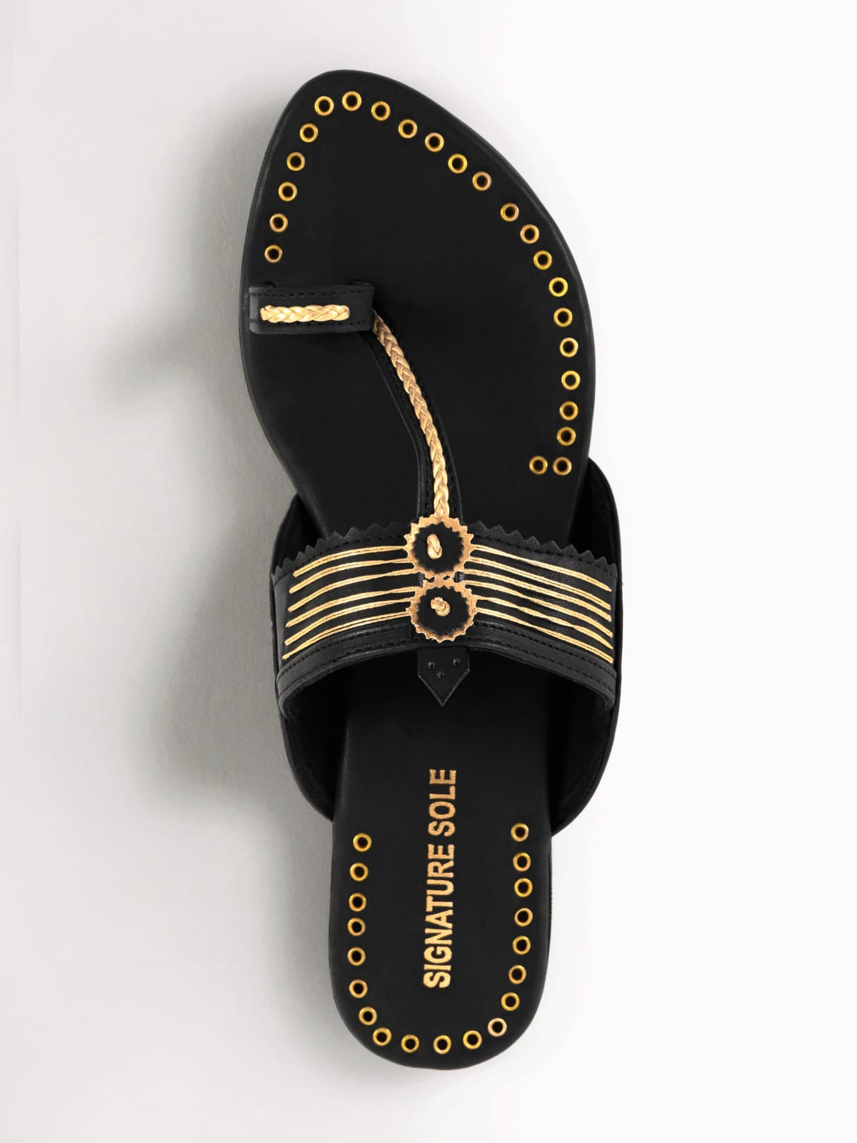 Kolhapuri Chappal