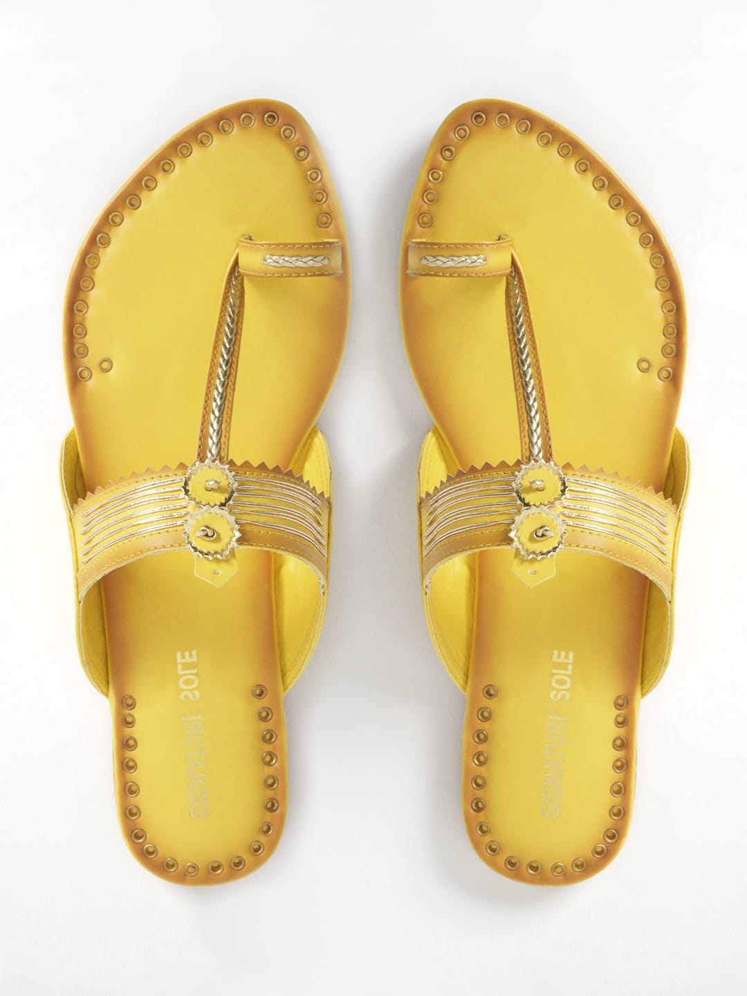 Kolhapuri chappal