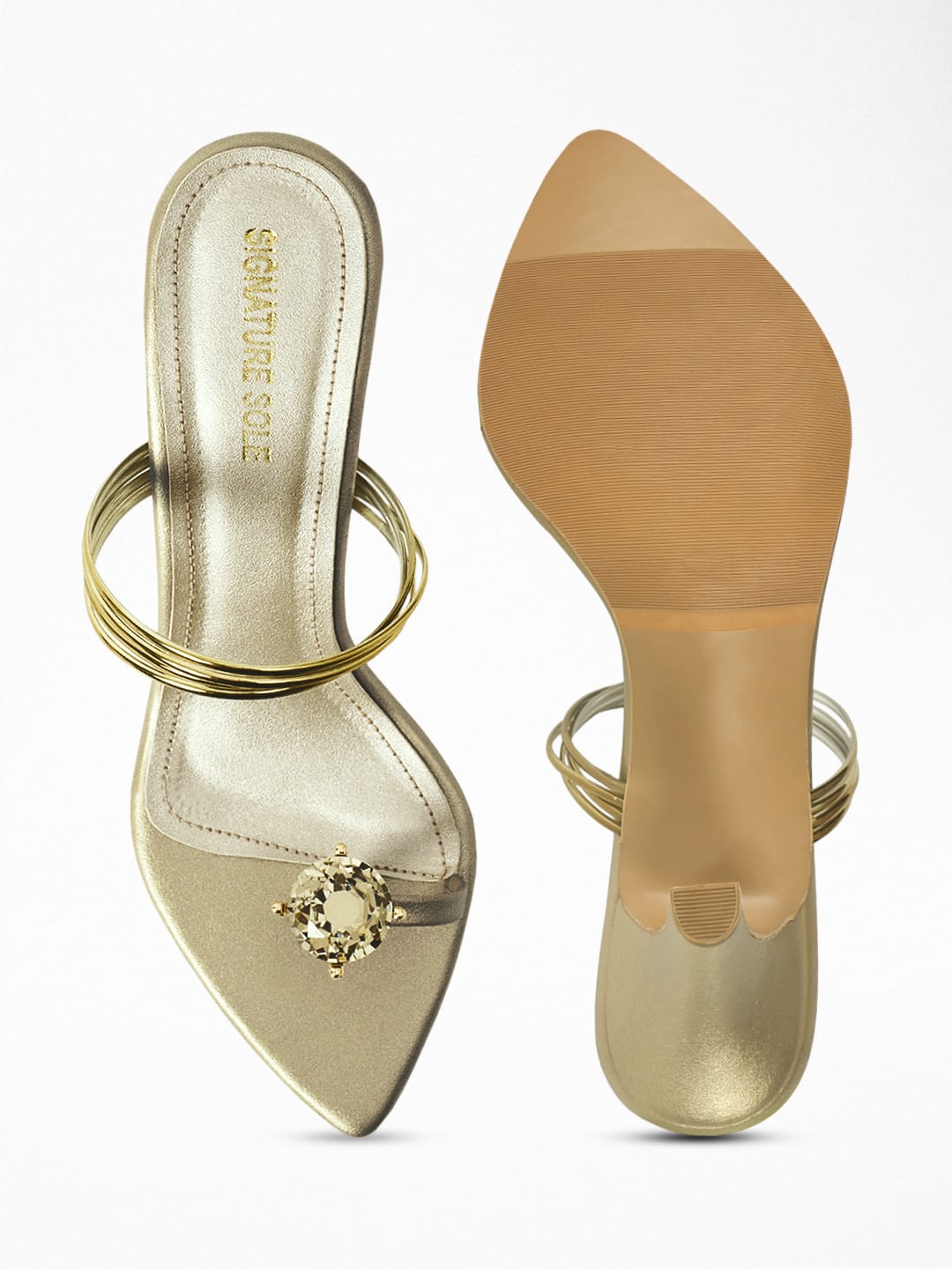 Antique metallic strap with solitaire on toe ring