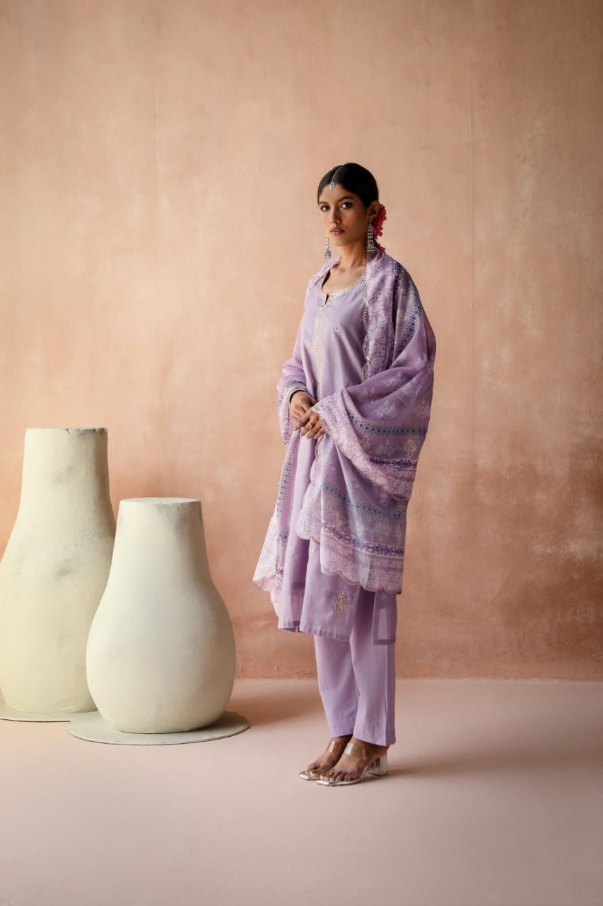 HERITAGE INDIA - LILAC CHANDERI KURTA SET (WITH PANT & DUPATTA)