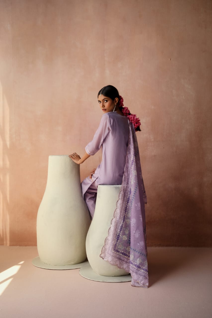 HERITAGE INDIA - LILAC CHANDERI KURTA SET (WITH PANT & DUPATTA)