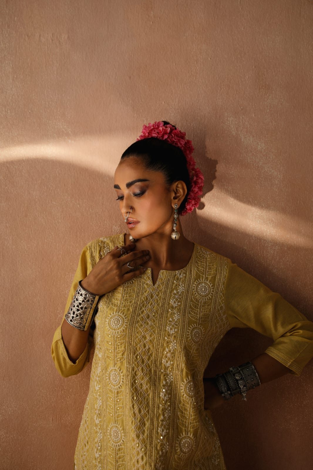 HERITAGE INDIA - YELLOW CHIKANKARI SUIT SET (WITH PANTS)