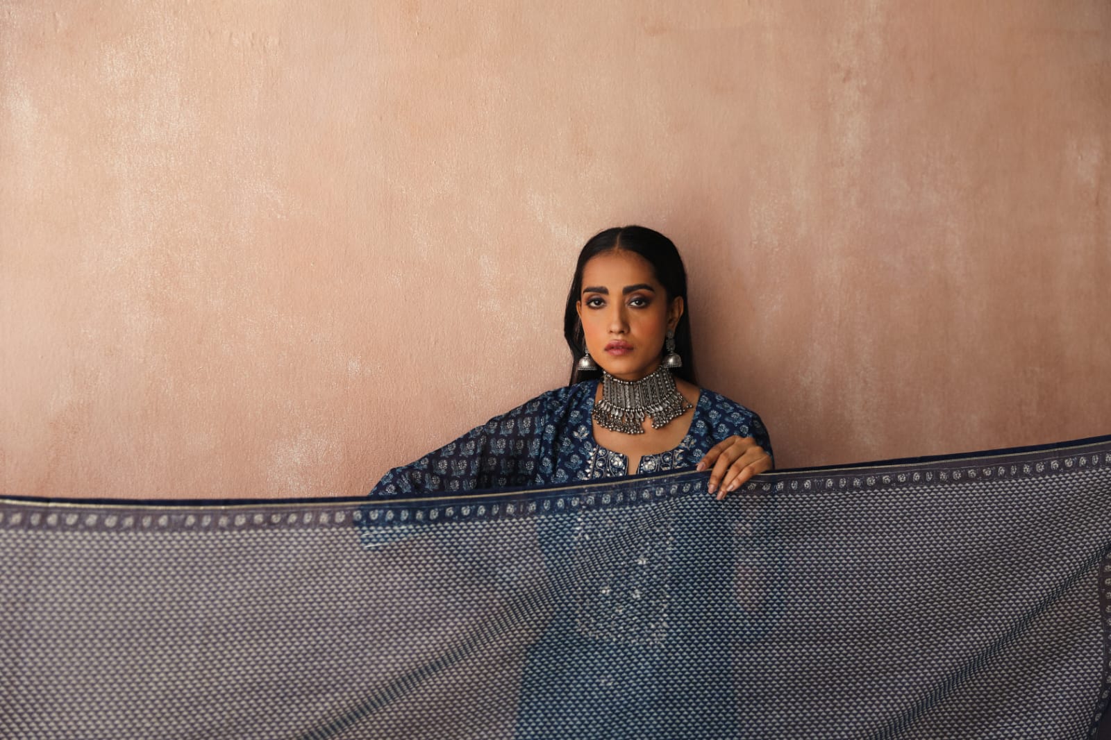 HERITAGE INDIA - NAVY CHANDERI KURTA SET (WITH PANT & DUPATTA)