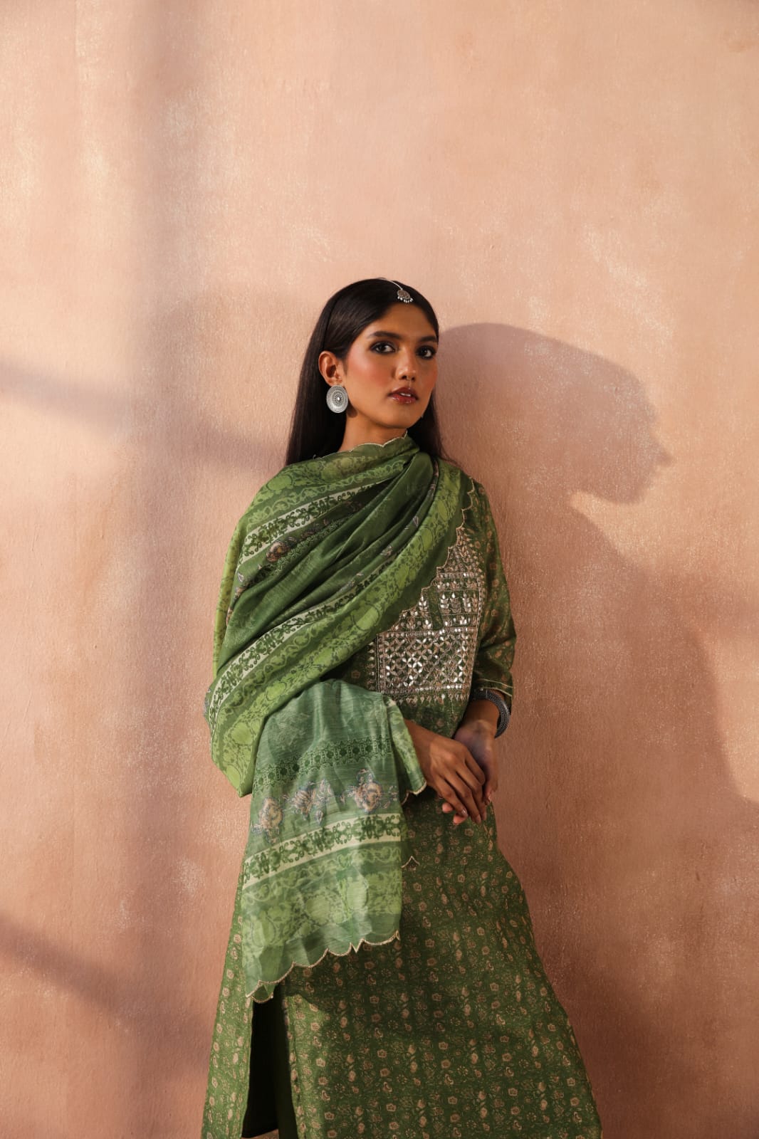 HERITAGE INDIA - MEHANDI GREEN CHANDERI KURTA SET (WITH PANT & DUPATTA)