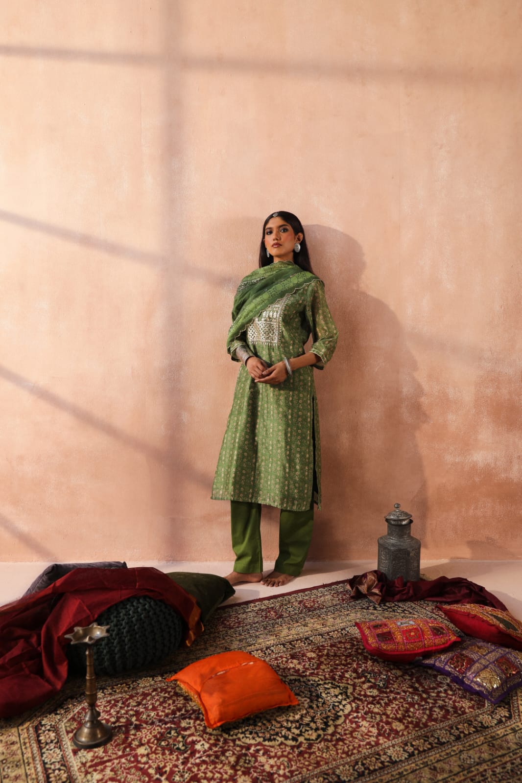HERITAGE INDIA - MEHANDI GREEN CHANDERI KURTA SET (WITH PANT & DUPATTA)