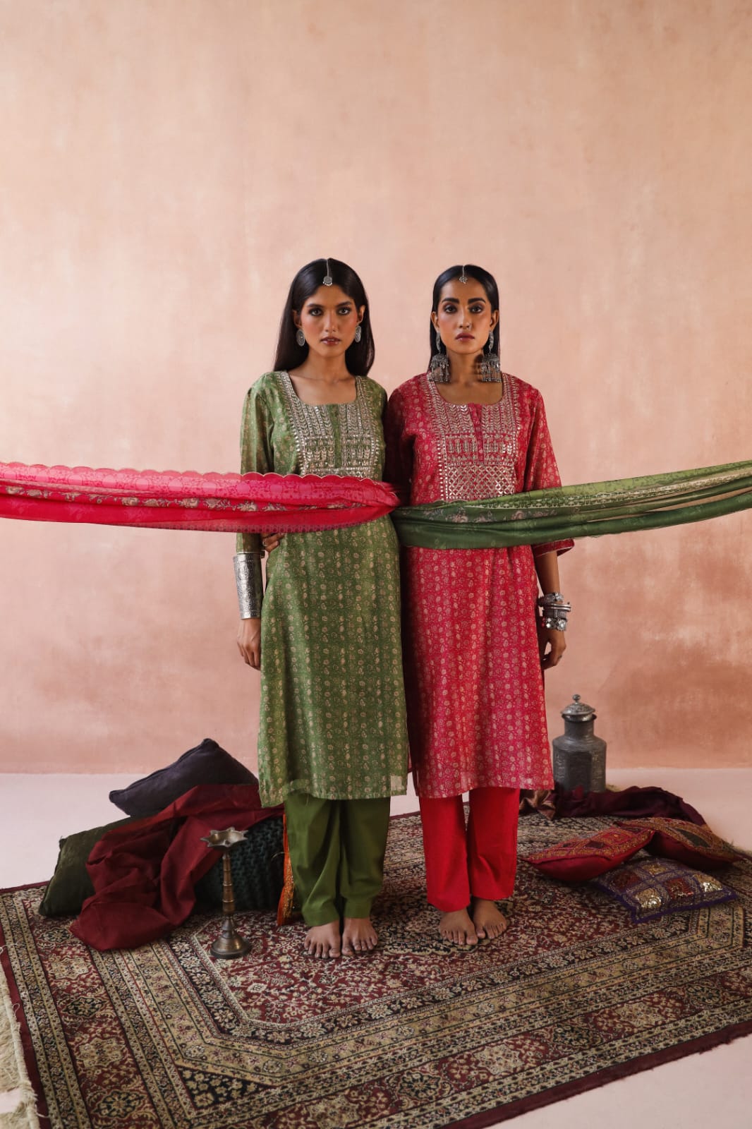 HERITAGE INDIA - MEHANDI GREEN CHANDERI KURTA SET (WITH PANT & DUPATTA)