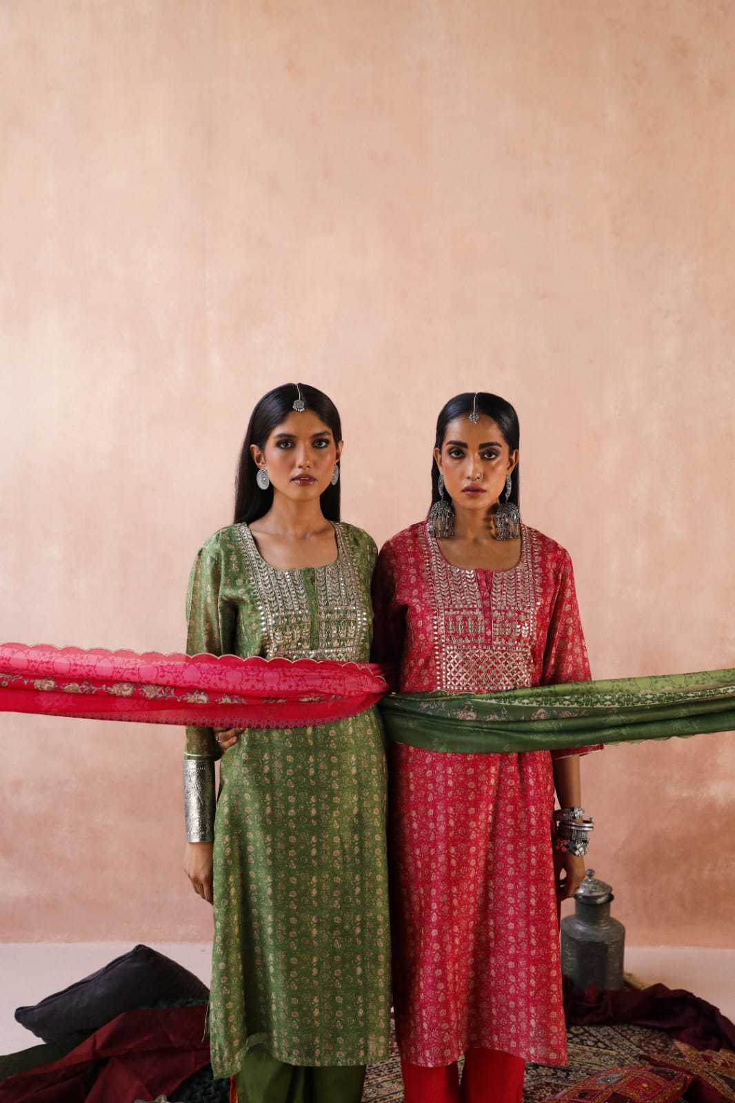 HERITAGE INDIA - MEHANDI GREEN CHANDERI KURTA SET (WITH PANT & DUPATTA)