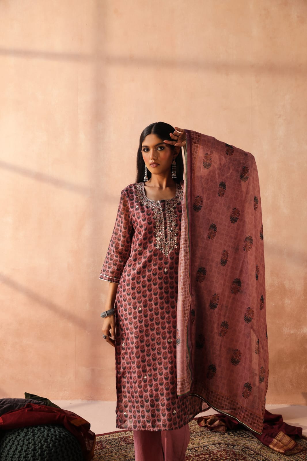 HERITAGE INDIA - ONION PINK CHANDERI KURTA SET (WITH PANT & DUPATTA)