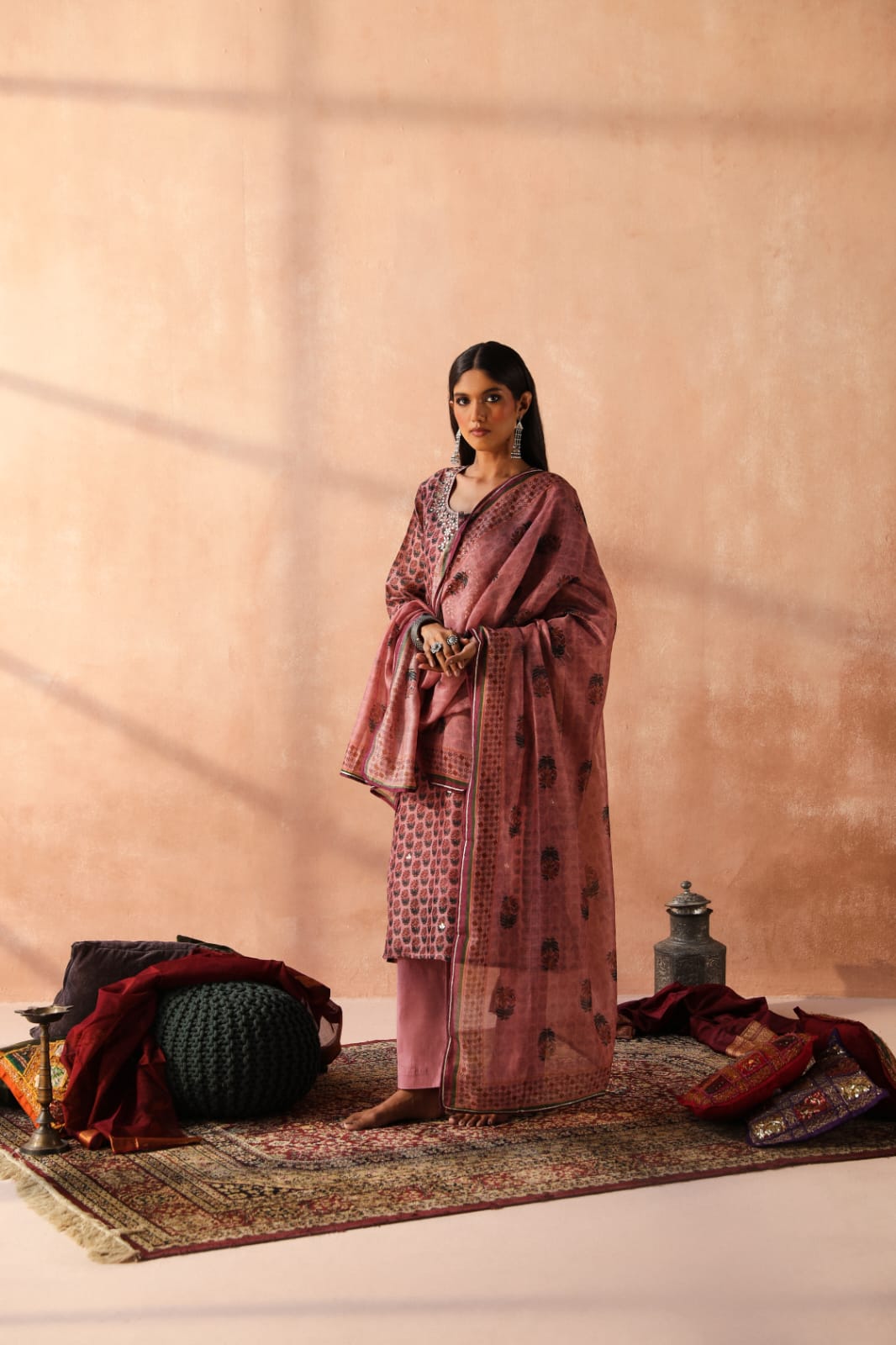 HERITAGE INDIA - ONION PINK CHANDERI KURTA SET (WITH PANT & DUPATTA)