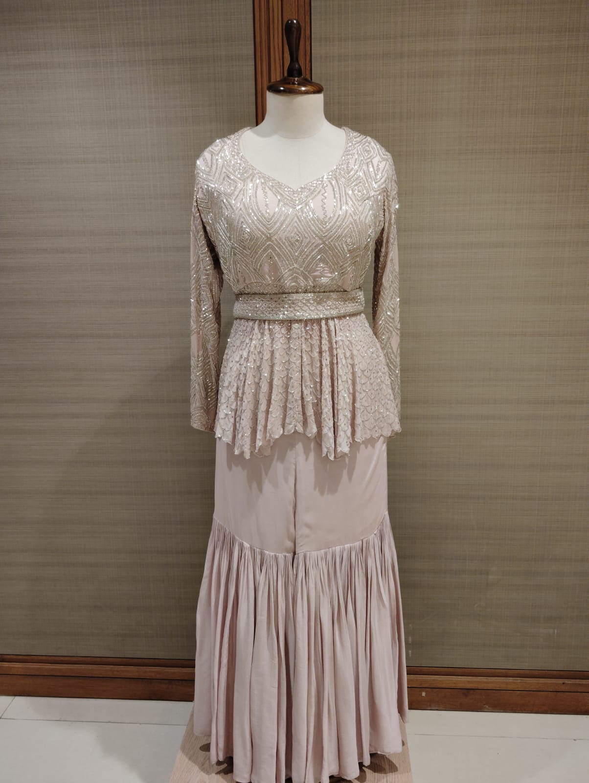 Lilac Georgette Suit with Cut Dana, Sequins, and Pearls Embroidery