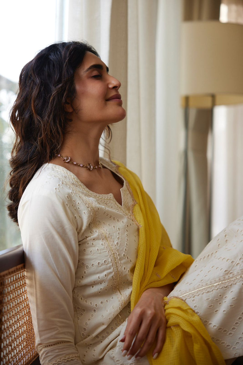 OFF WHITE SCHIFFLI COTTON SUIT SET (WITH PANTS AND DUPATTA)