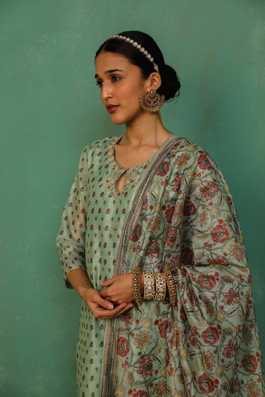 PASTEL GREEN STRAIGHT FIT CHANDERI SUIT SET (WITH PANTS AND DUPATTA)