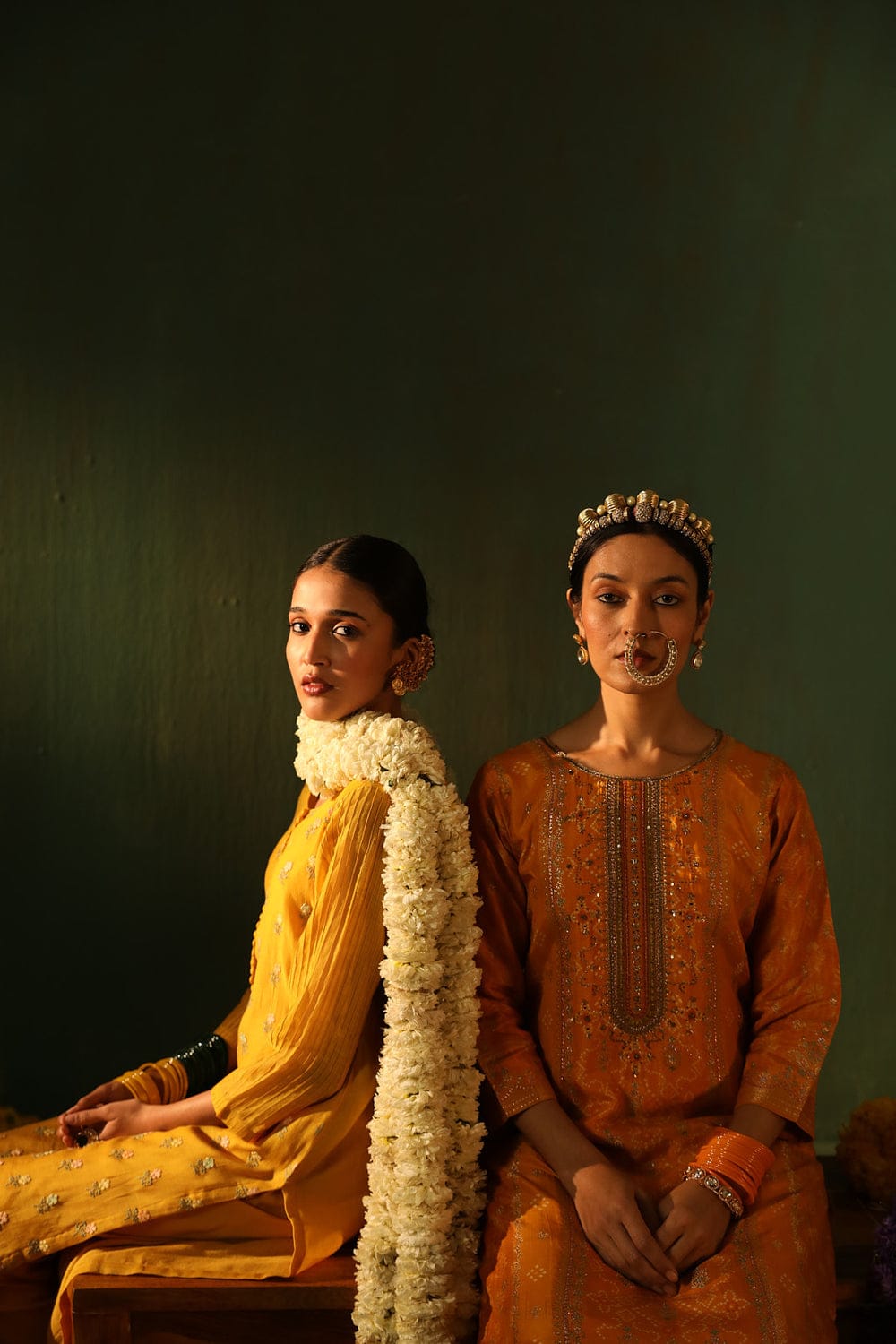 YELLOW DOLA JACQUARD STRAIGHT FIT SUIT SET (WITH PANTS AND DUPATTA)