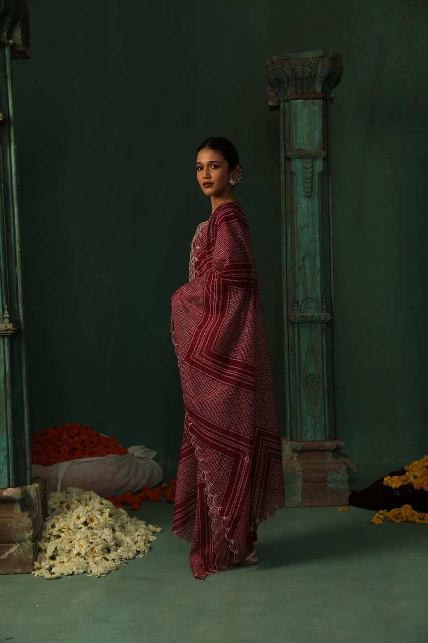 WINE STRAIGHT FIT CHANDERI SUIT SET (WITH PANTS AND DUPATTA)