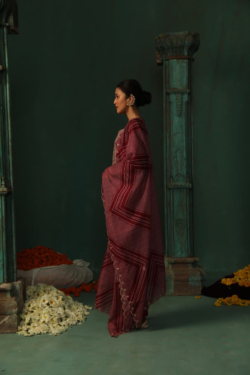 WINE STRAIGHT FIT CHANDERI SUIT SET (WITH PANTS AND DUPATTA)