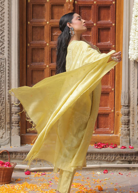 LIGHT YELLOW MUL CHANDERI STRAIGHT SUIT SET (WITH PANTS AND DUPATTA)