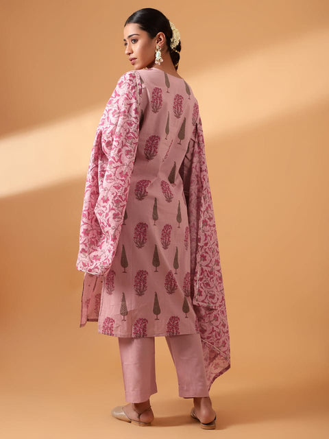 POWDER PINK HAND BLOCK PRINTED COTTON SUIT SET (WITH PANTS AND DUPATTA)